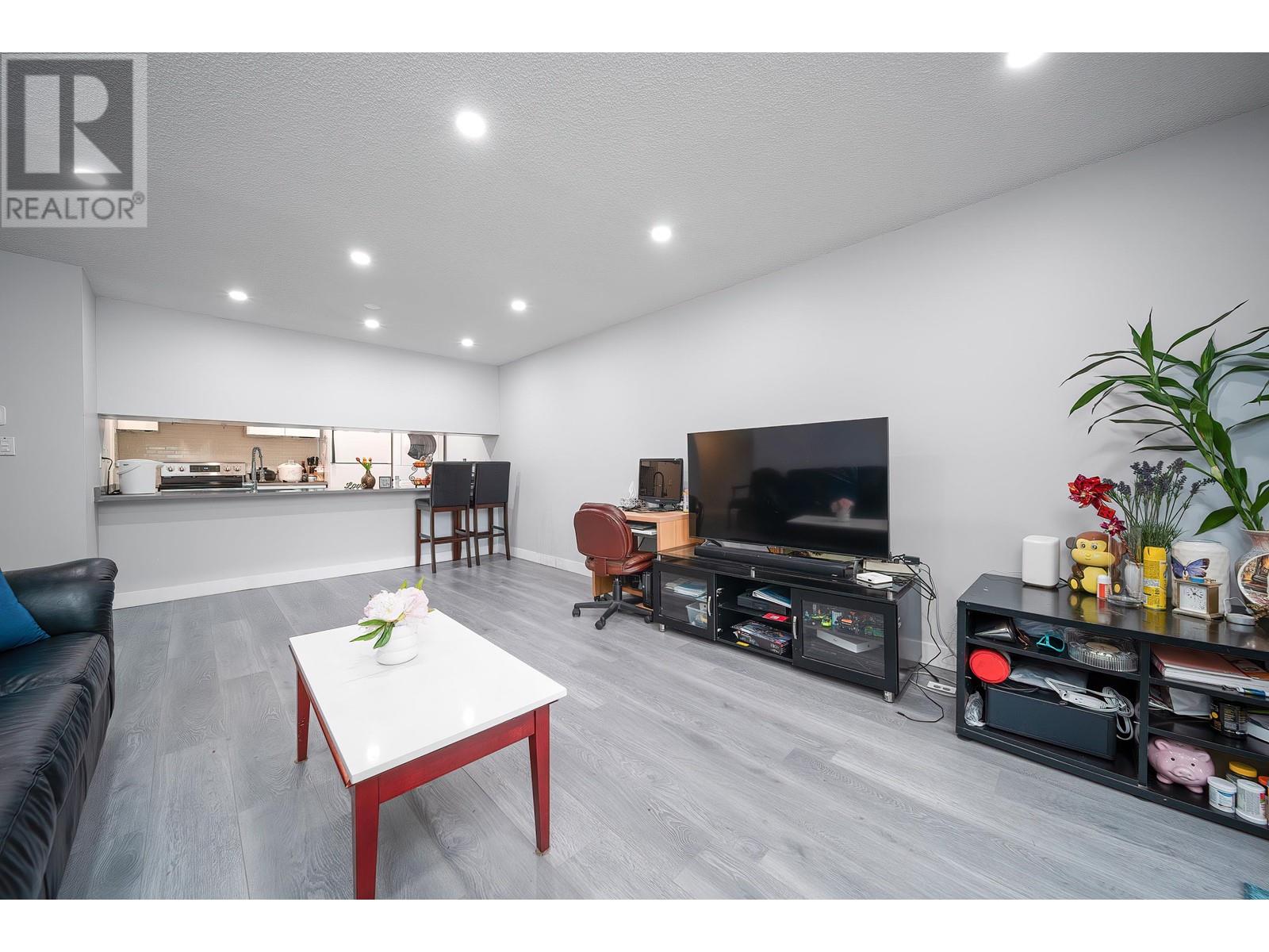 2975 Argo Place, Burnaby, British Columbia  V3J 7G2 - Photo 10 - R2980862