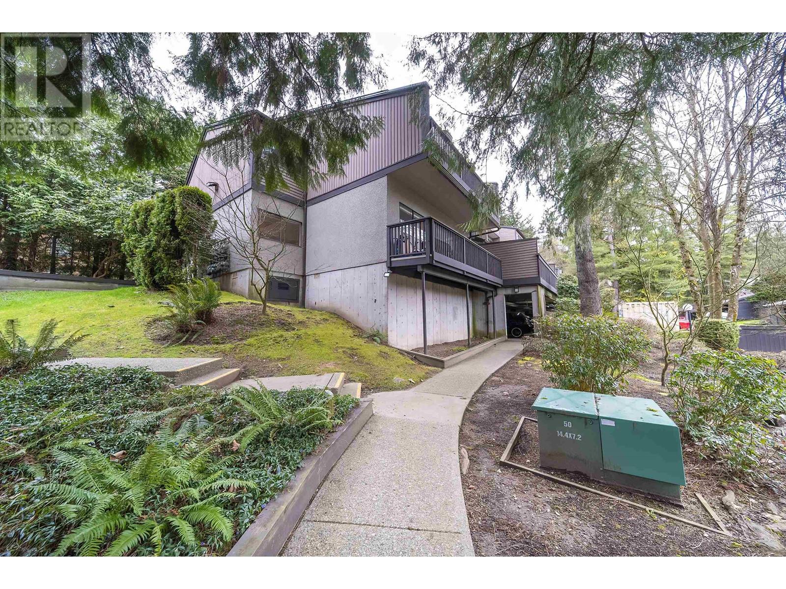 2975 Argo Place, Burnaby, British Columbia  V3J 7G2 - Photo 6 - R2980862