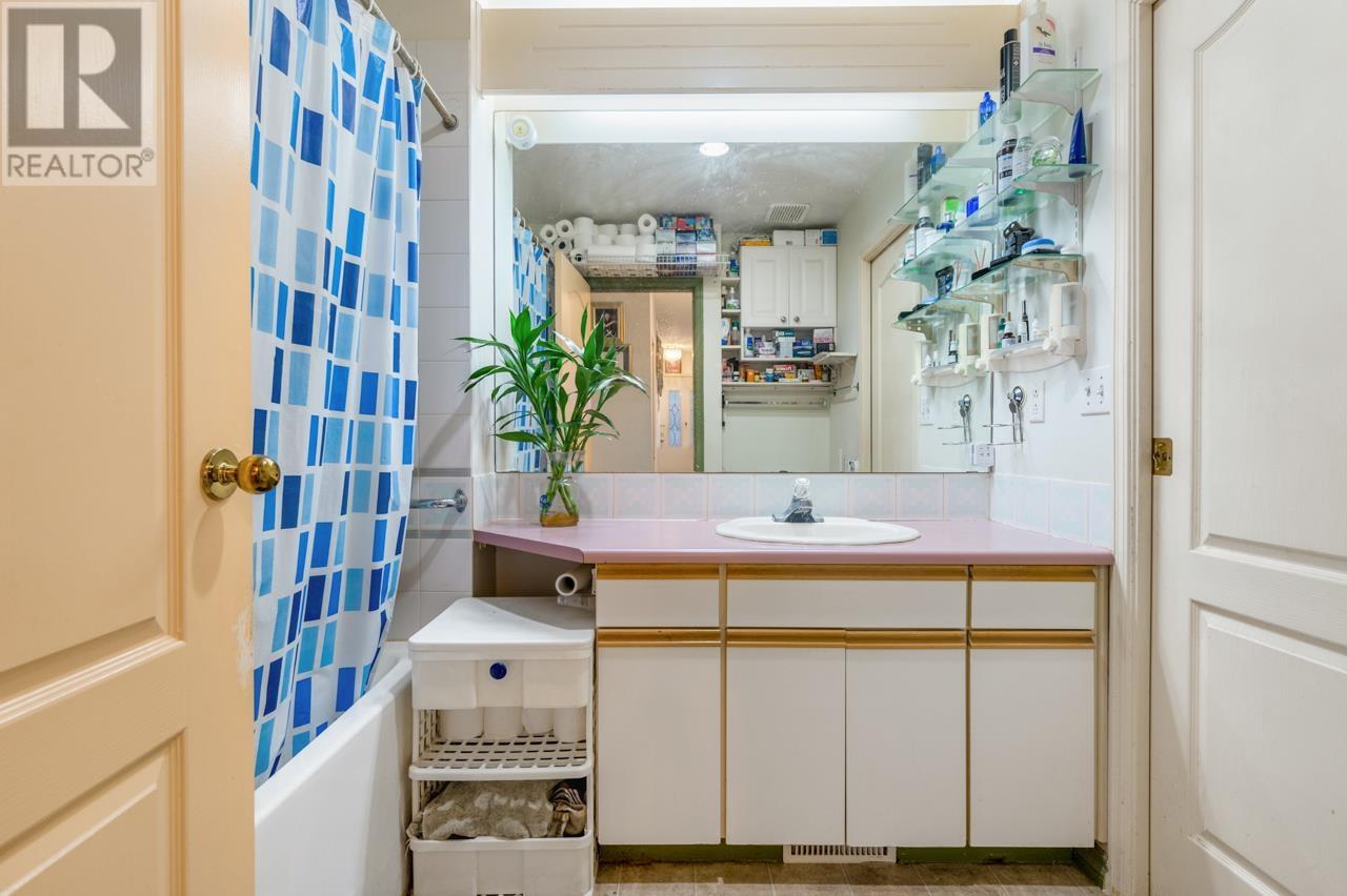 1 8540 Blundell Road, Richmond, British Columbia  V6Y 3P4 - Photo 8 - R2974835