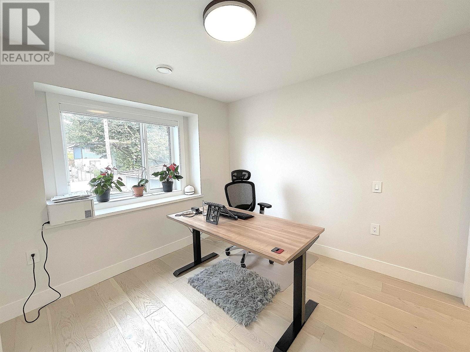1633 Se Marine Drive, Vancouver, British Columbia  V5P 2R5 - Photo 21 - R2941397