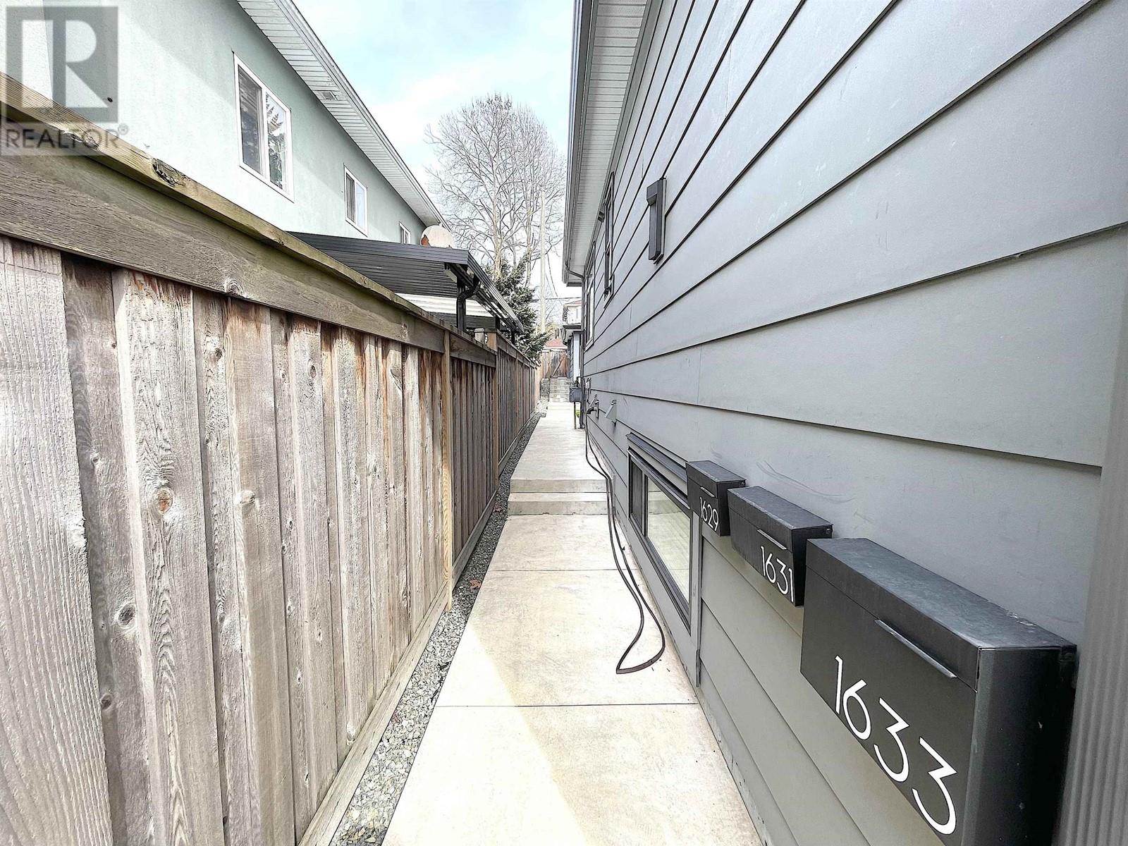 Listing Picture 22 of 40 : 1633 SE MARINE DRIVE, Vancouver / 溫哥華 - 魯藝地產 Yvonne Lu Group - MLS Medallion Club Member