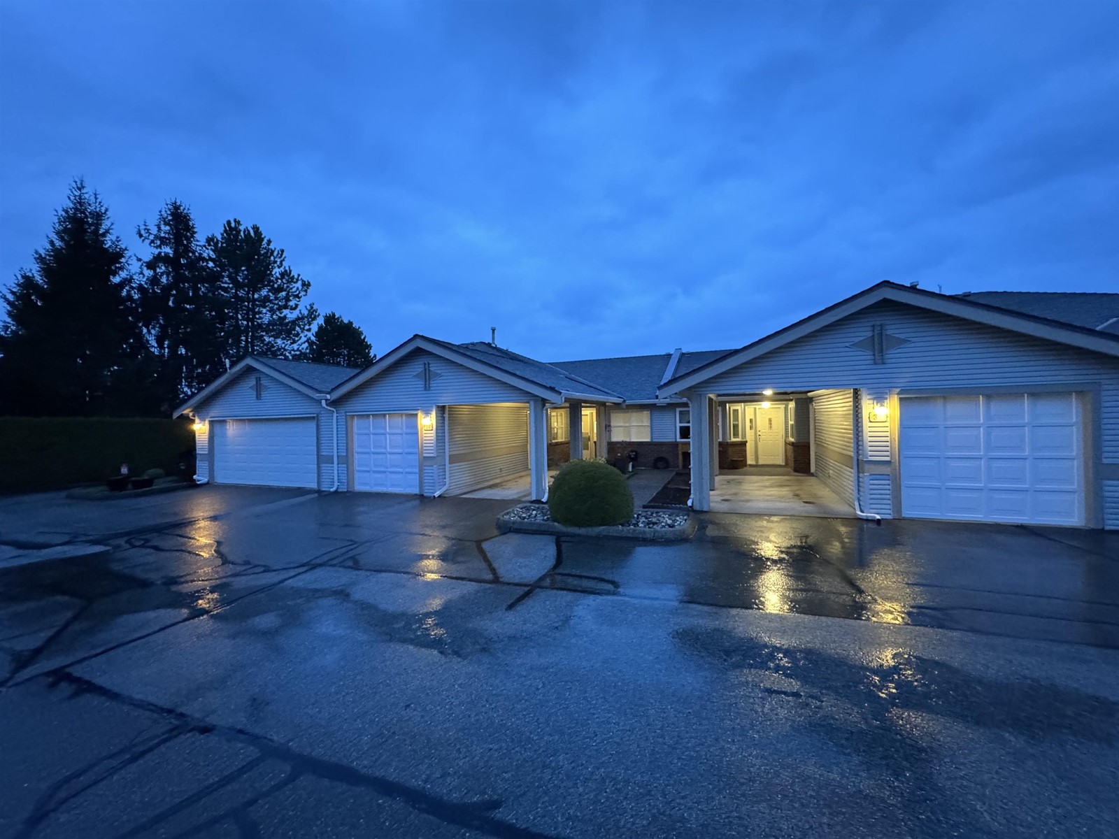 36 8889 212 Street, Langley, British Columbia  V1M 2E8 - Photo 2 - R2980191