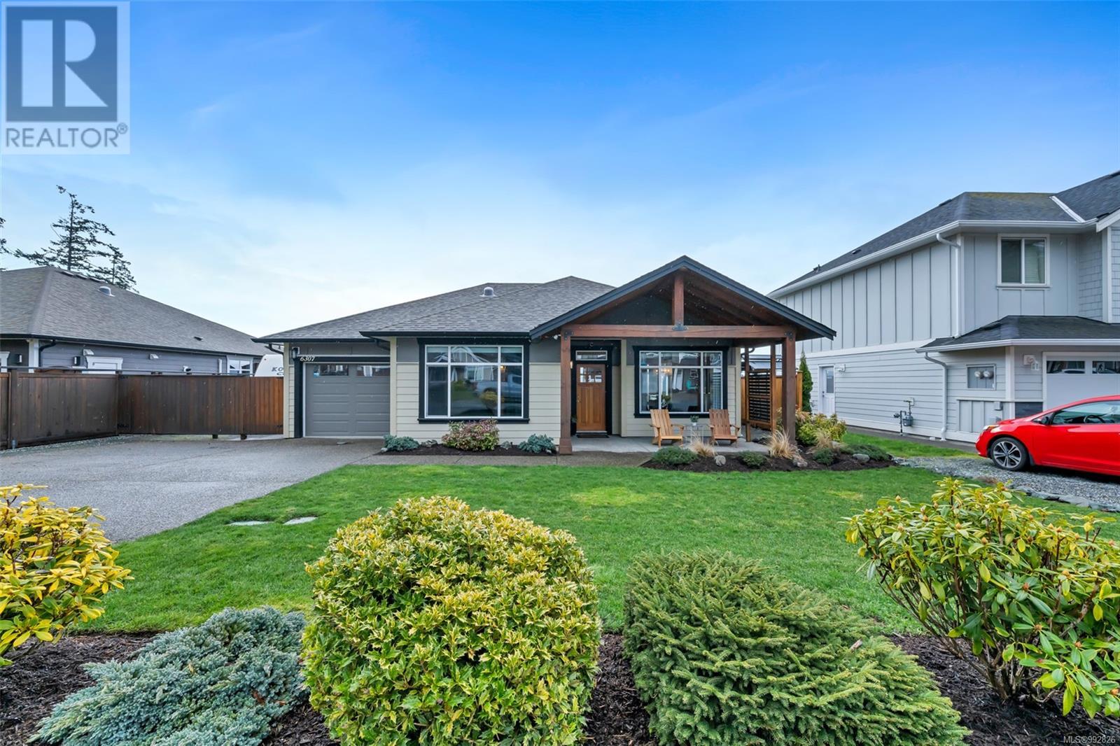 Property at 6307 Riverstone Dr image 4
