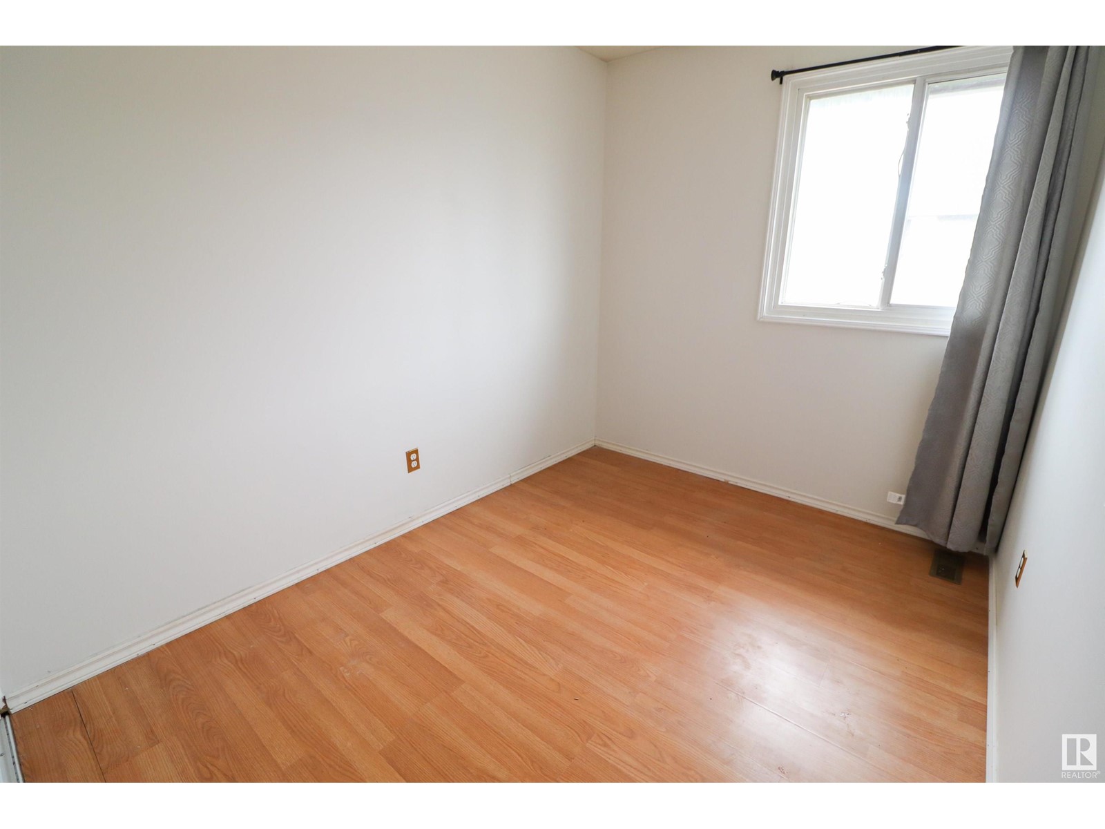 684 Abbottsfield Rd Nw, Edmonton, Alberta  T6W 4R4 - Photo 24 - E4427003