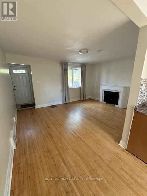 Property at 227 SHEPPARD AVENUE W image 3