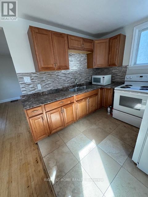 227 Sheppard Avenue W, Toronto, Ontario  M2N 1N2 - Photo 7 - C12030585