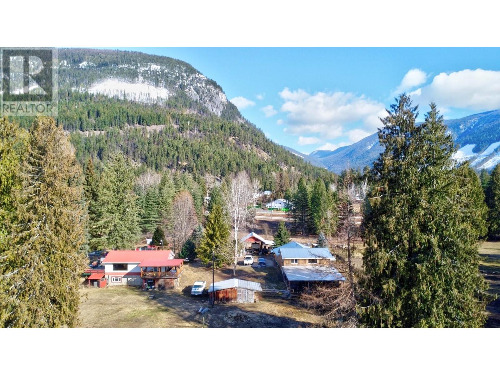 117 Lakeview Park Road, Burton, British Columbia  V0G 1R0 - Photo 11 - 10339526