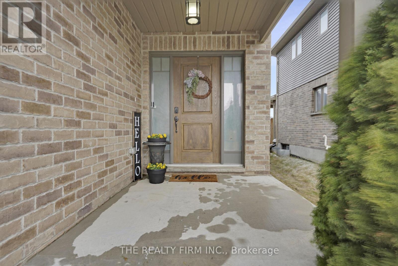 Photo 4 of 49 for 239 Campanale Way