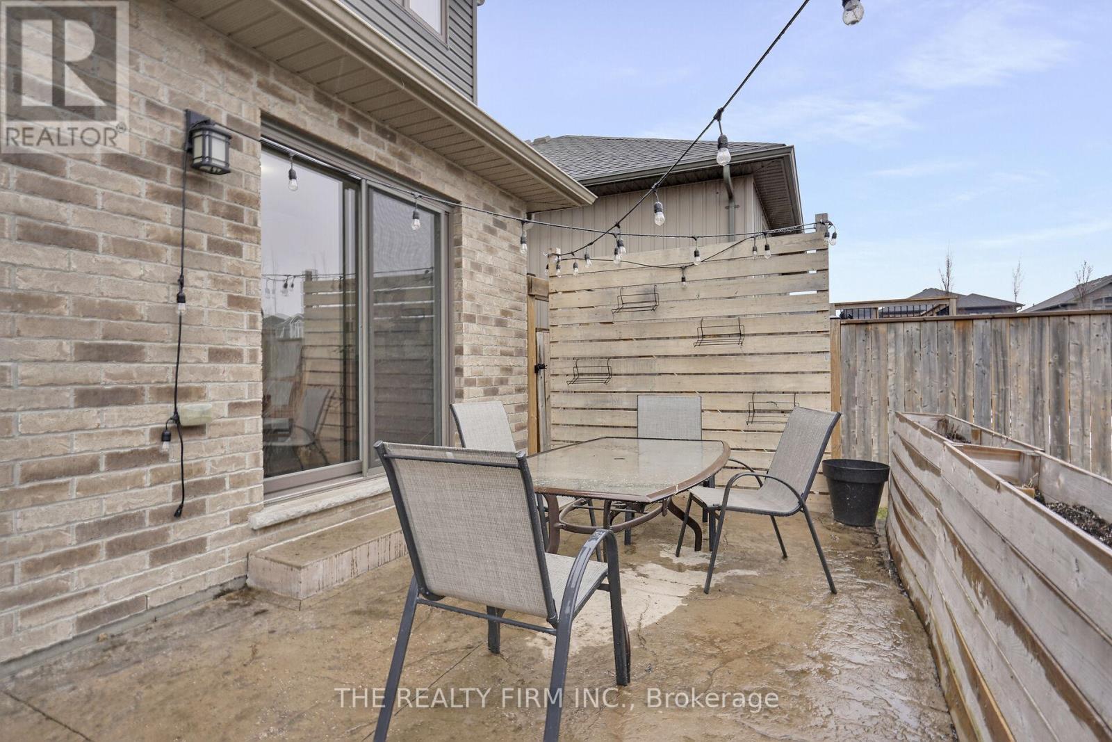 Photo 45 of 49 for 239 Campanale Way