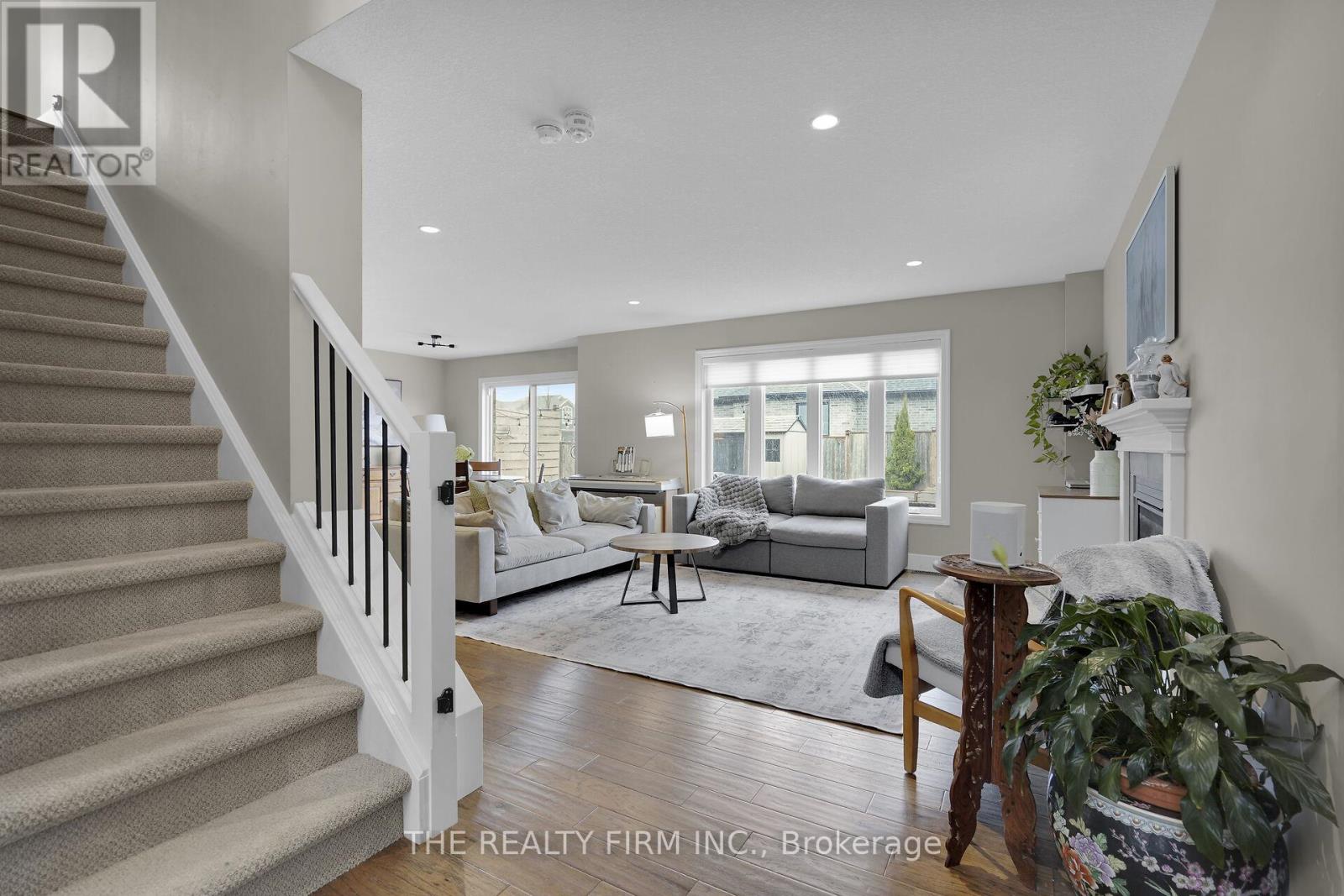 Photo 6 of 49 for 239 Campanale Way
