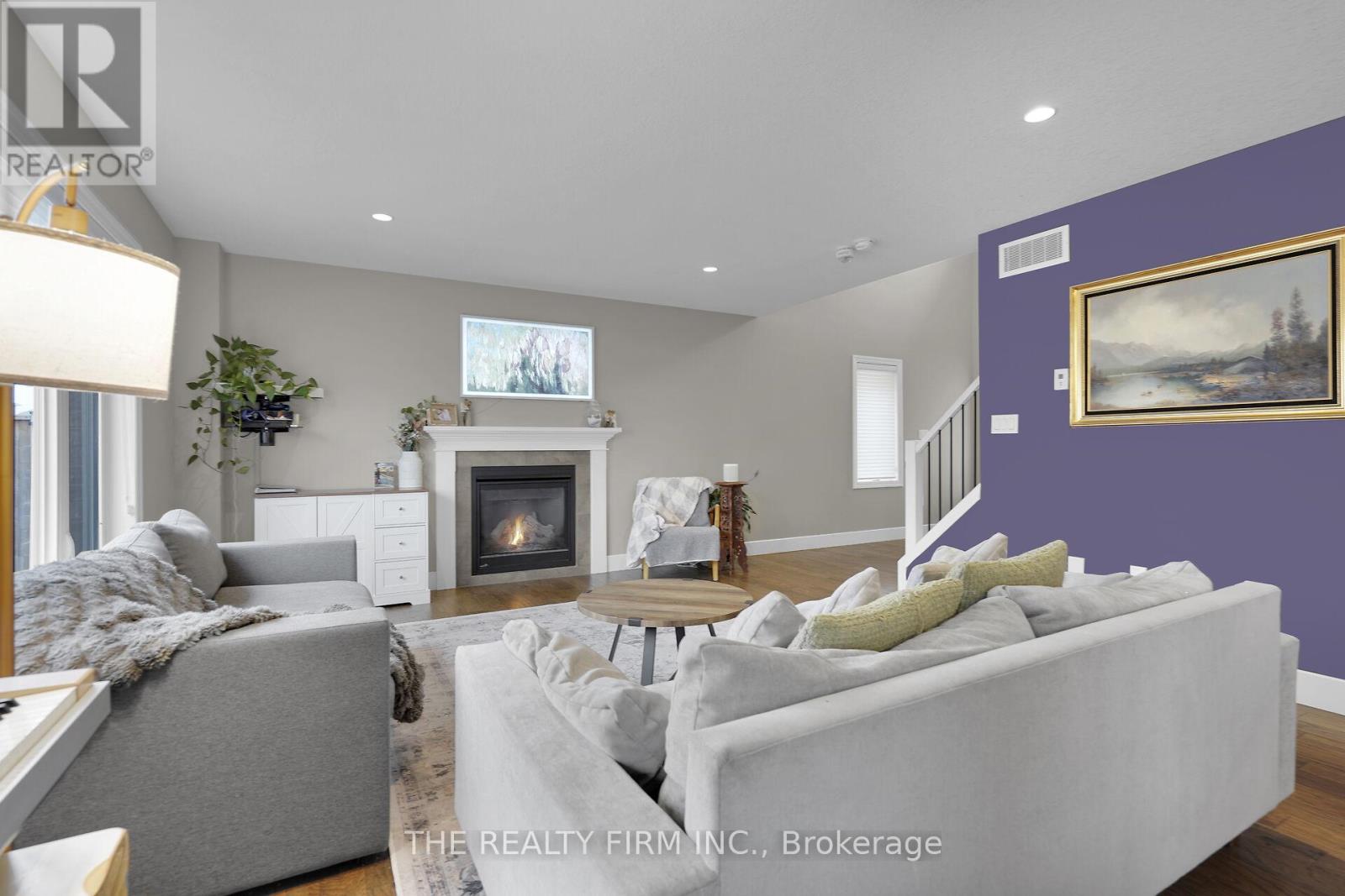 Photo 9 of 49 for 239 Campanale Way
