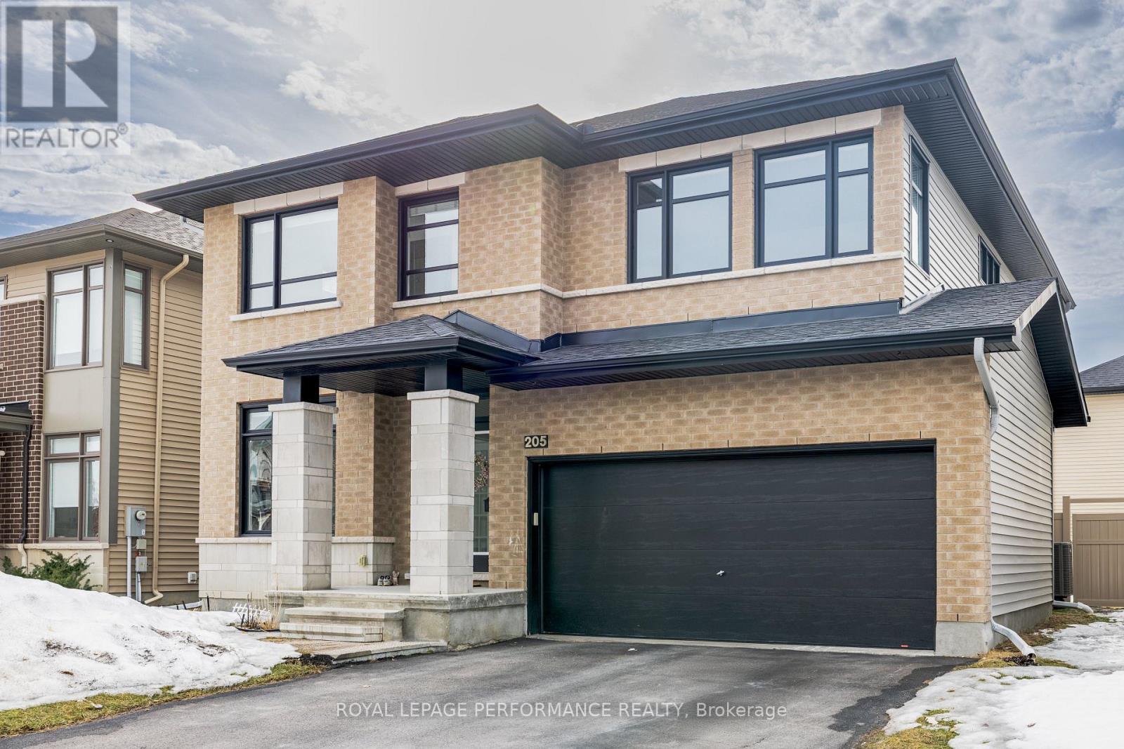 Property at 205 SHINLEAF CRESCENT image 2