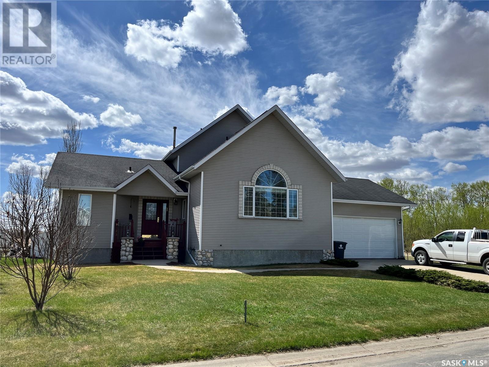 9023 6th Street, Rosthern, Saskatchewan  S0K 4R0 - Photo 1 - SK999518