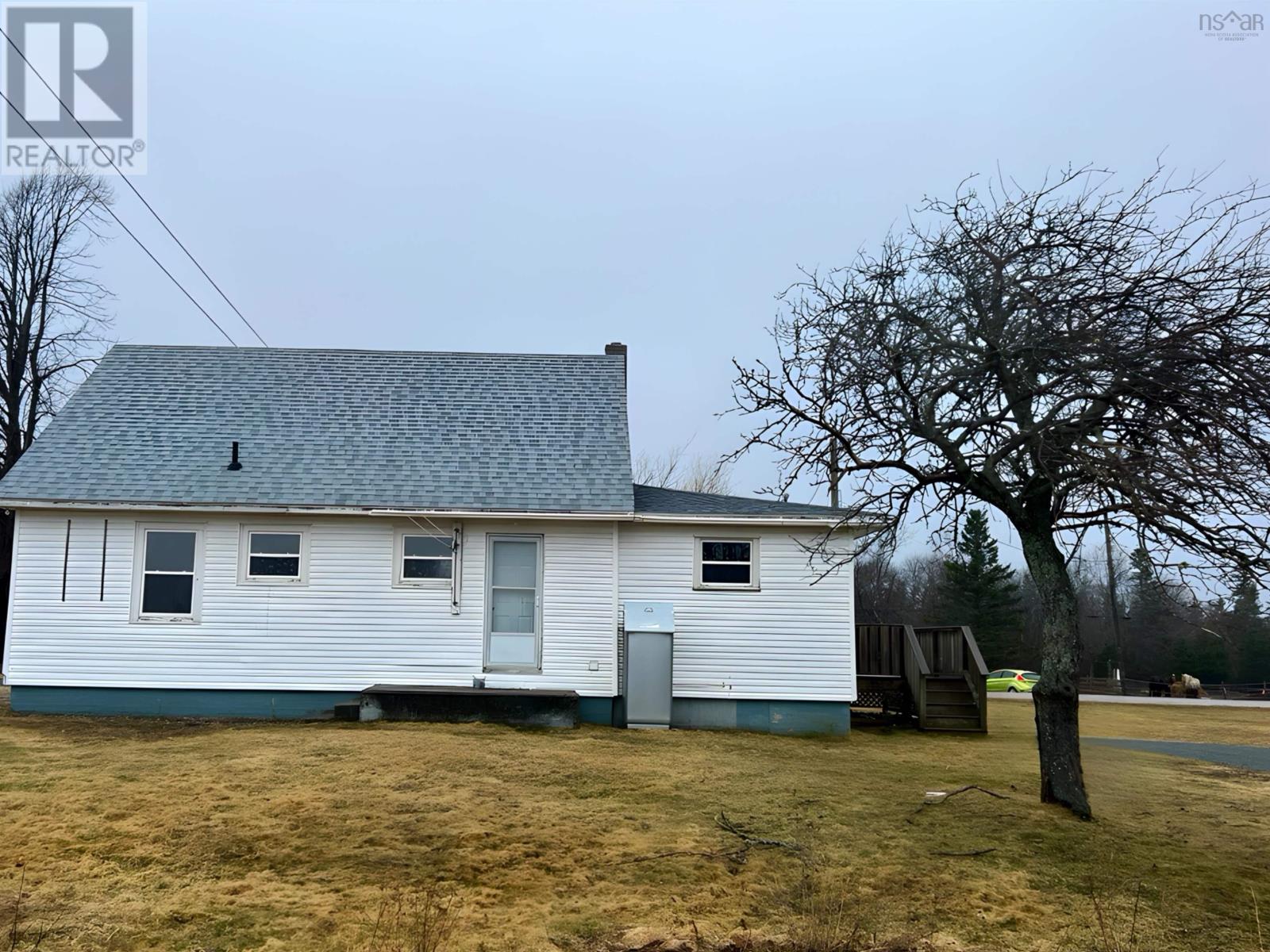 93 Mira Lee Drive, Dutch Brook, Nova Scotia  B1L 1E9 - Photo 3 - 202505568