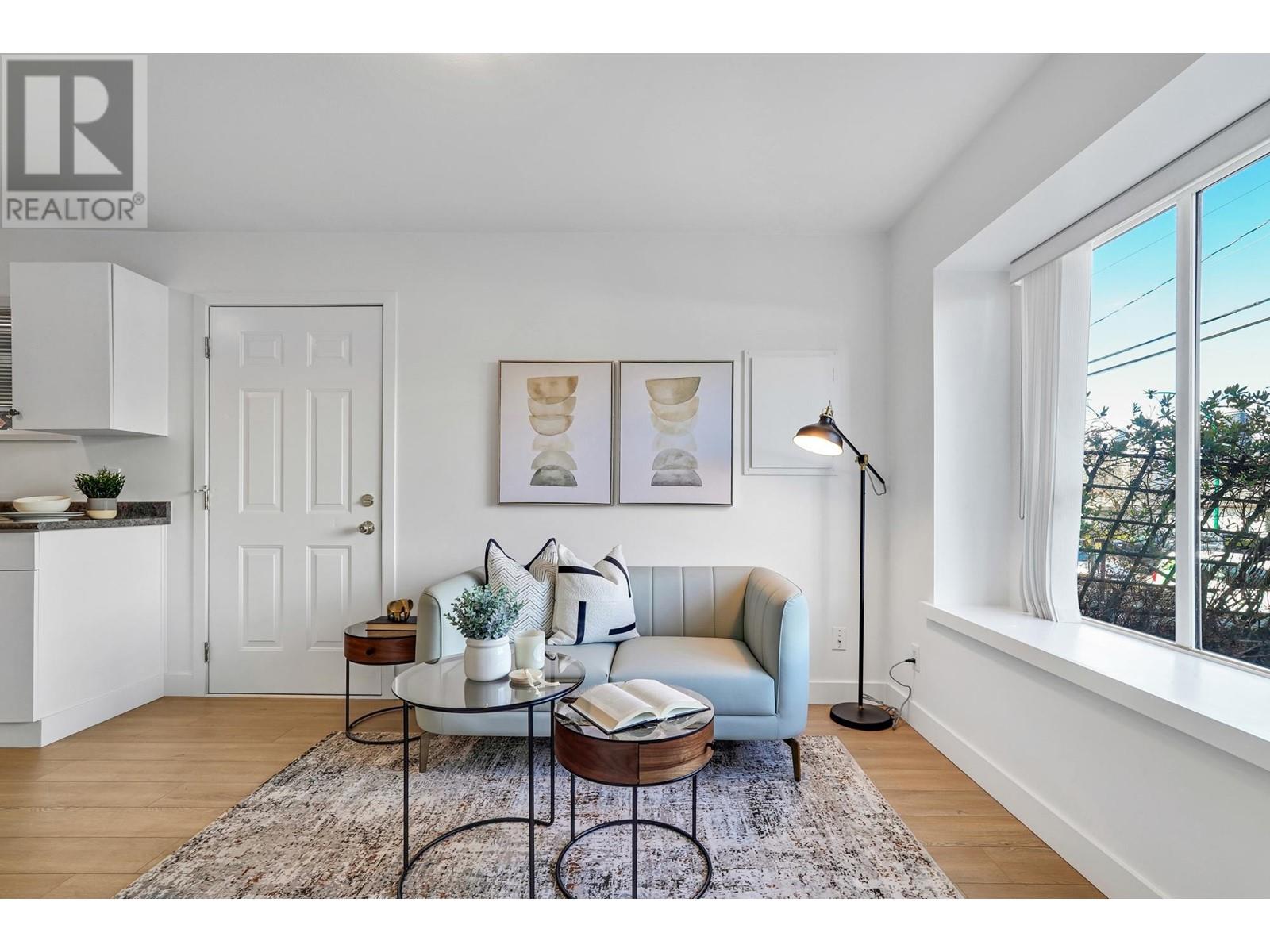 5442 Dominion Street, Burnaby, British Columbia  V5G 1E2 - Photo 13 - R2979635