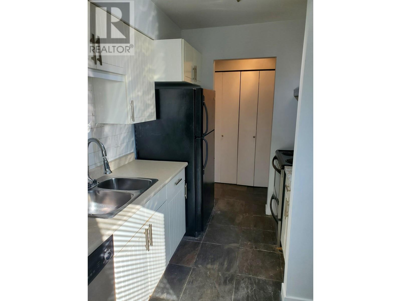 403 921 Thurlow Street, Vancouver, British Columbia  V6E 1W3 - Photo 8 - R2980627