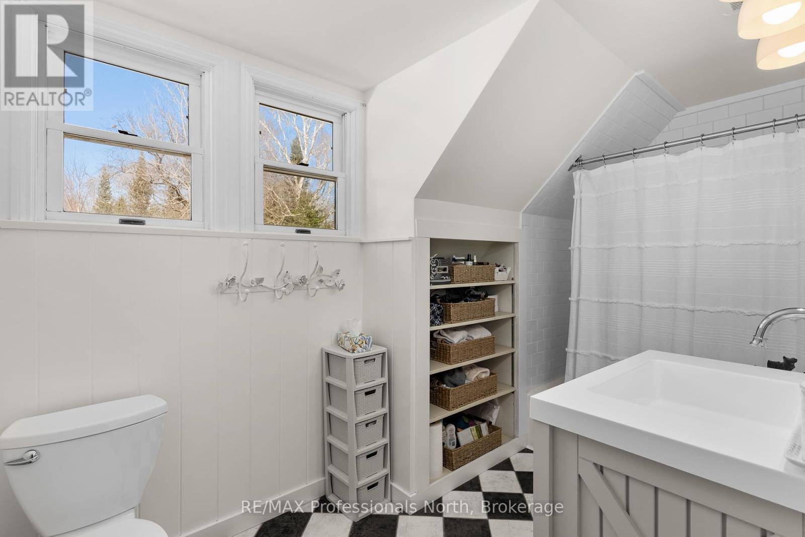 271 Kay Road W, Huntsville, Ontario  P0B 1L0 - Photo 40 - X12010324