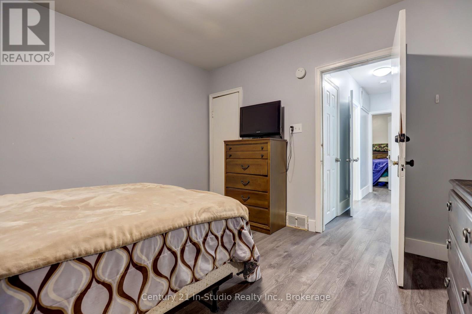 103 King Street, Kincardine, Ontario  N0G 2T0 - Photo 22 - X12035558