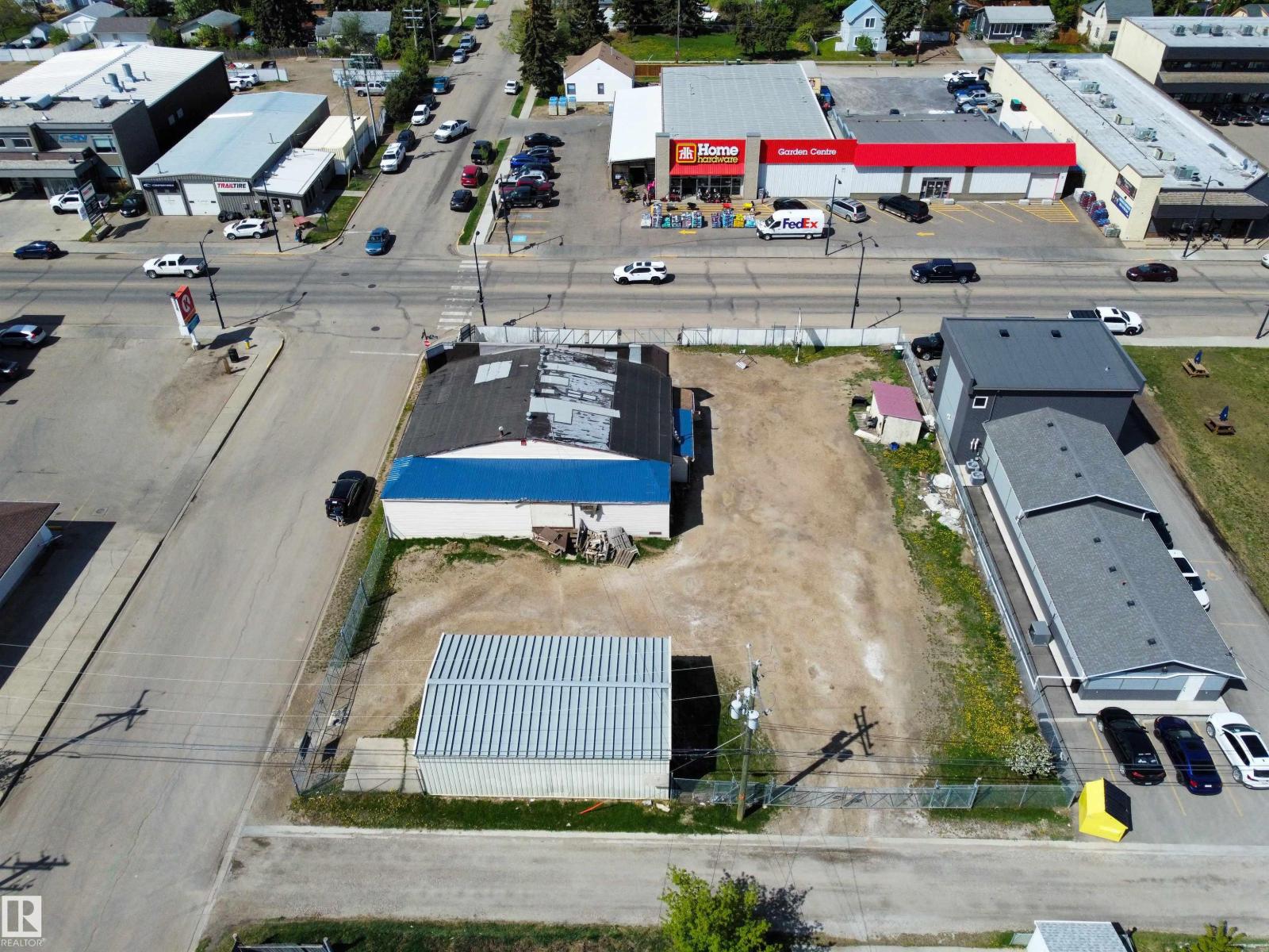 9903 100 St, Morinville, Alberta  T8R 1R4 - Photo 5 - E4427020