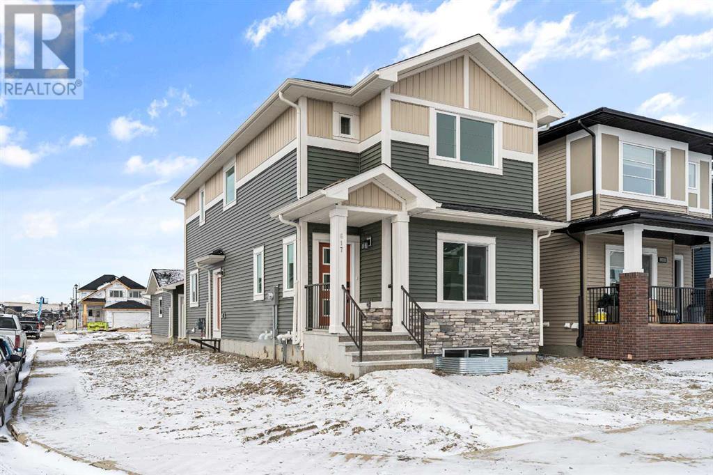 Property at 617 Baywater Manor SW image 1