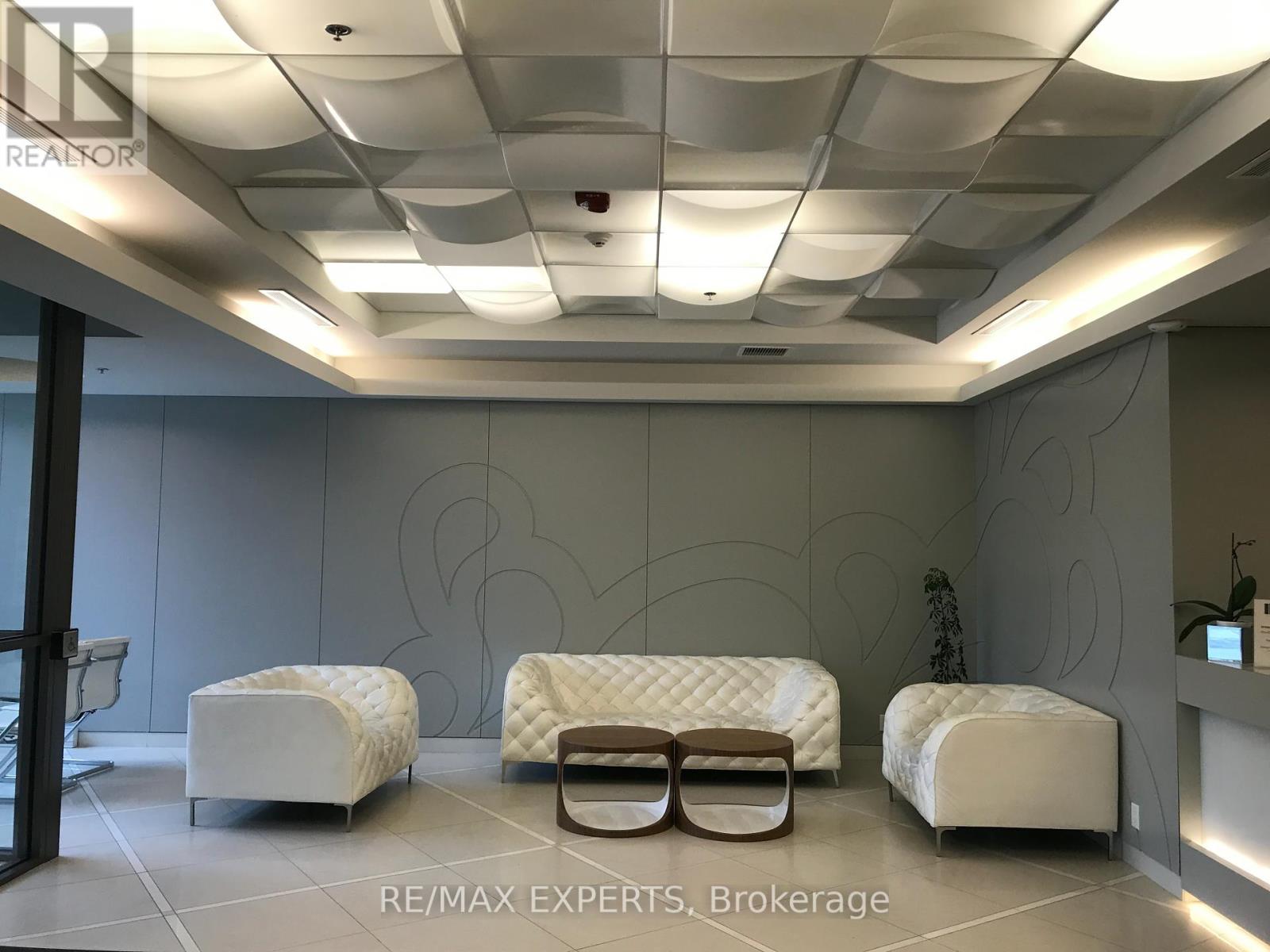 820 - 80 Esther Lorrie Drive, Toronto, Ontario  M9W 4V1 - Photo 7 - W12017050