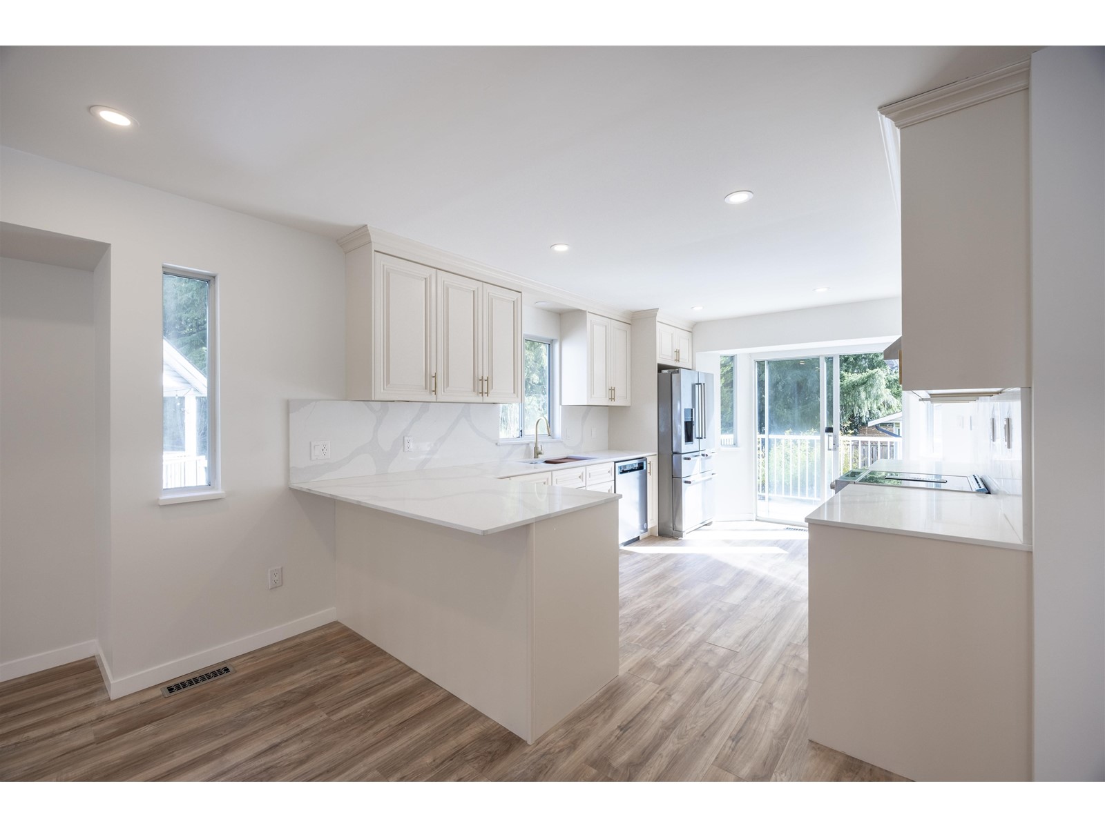 9548 208b Street, Langley, British Columbia  V1M 2C5 - Photo 6 - R2980157