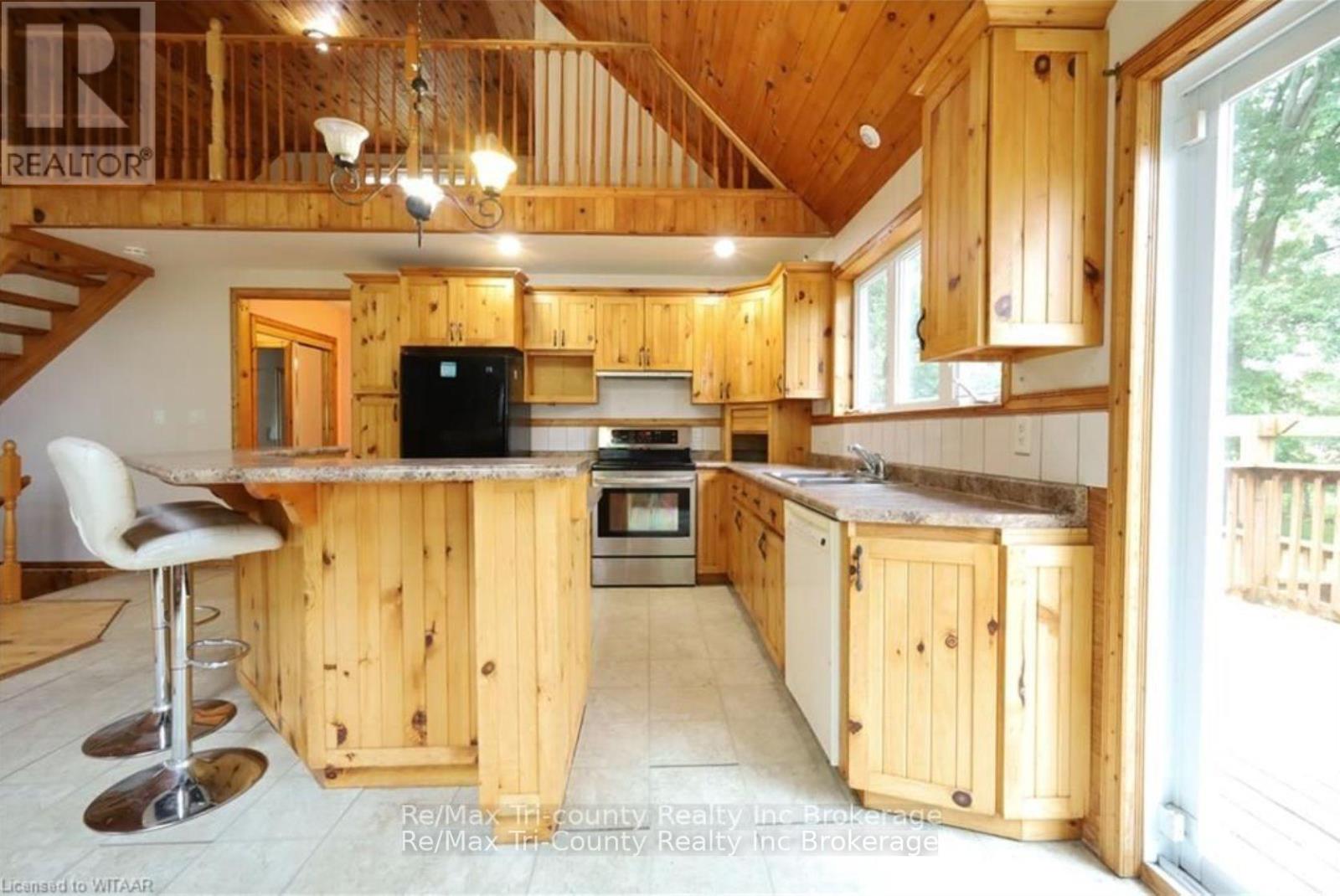 980-990 Norfolk County Rd 28, Norfolk (Frogmore), Ontario  N0E 1G0 - Photo 14 - X12036096