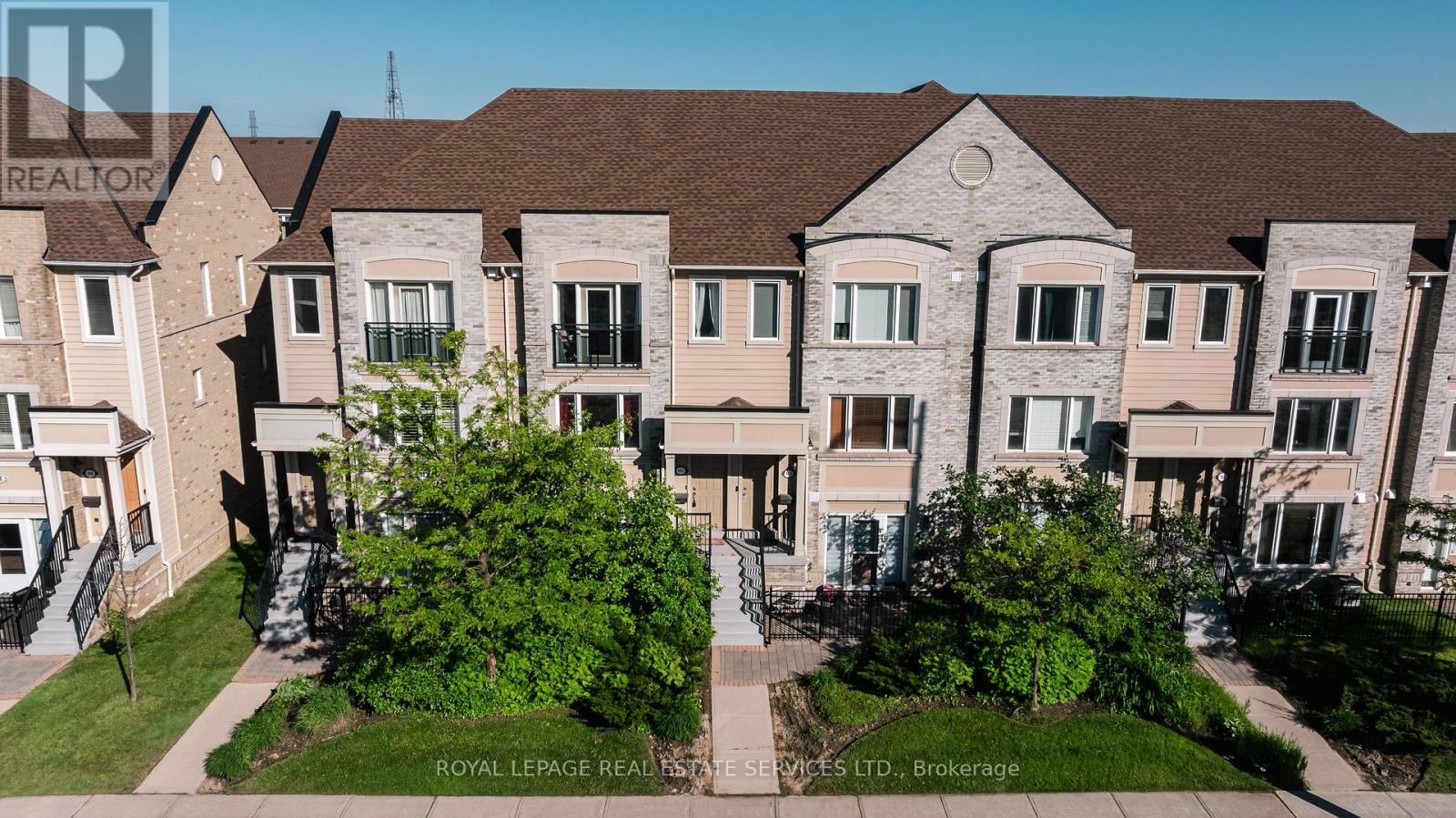 Property at 102 - 3108 EGLINTON AVENUE W image 2