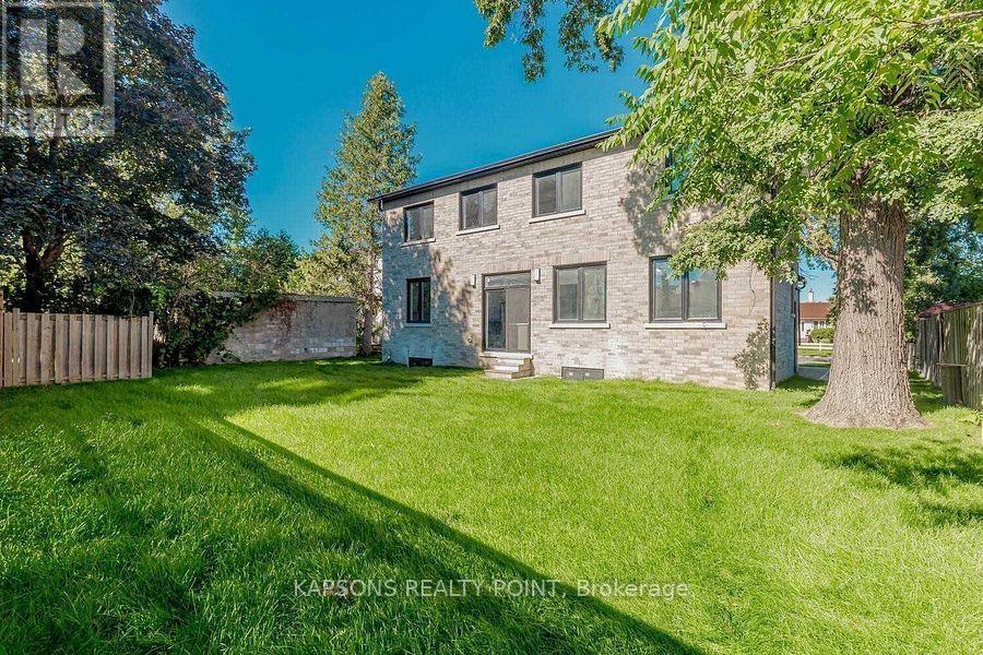 Property at 137 MCMURCHY AVENUE S image 2