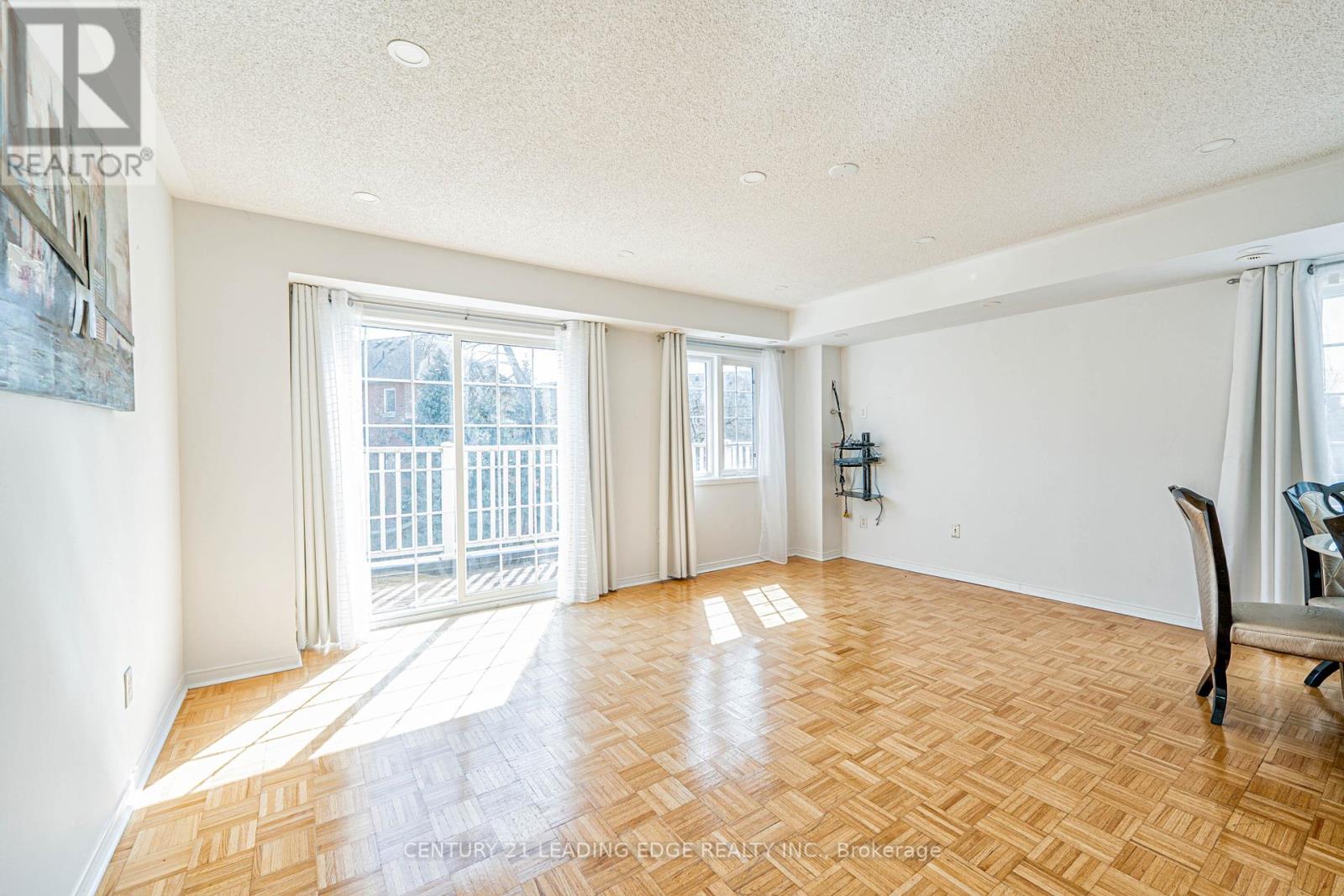 75 Elphick Lane, Toronto, Ontario  M9N 4A2 - Photo 15 - W12036104