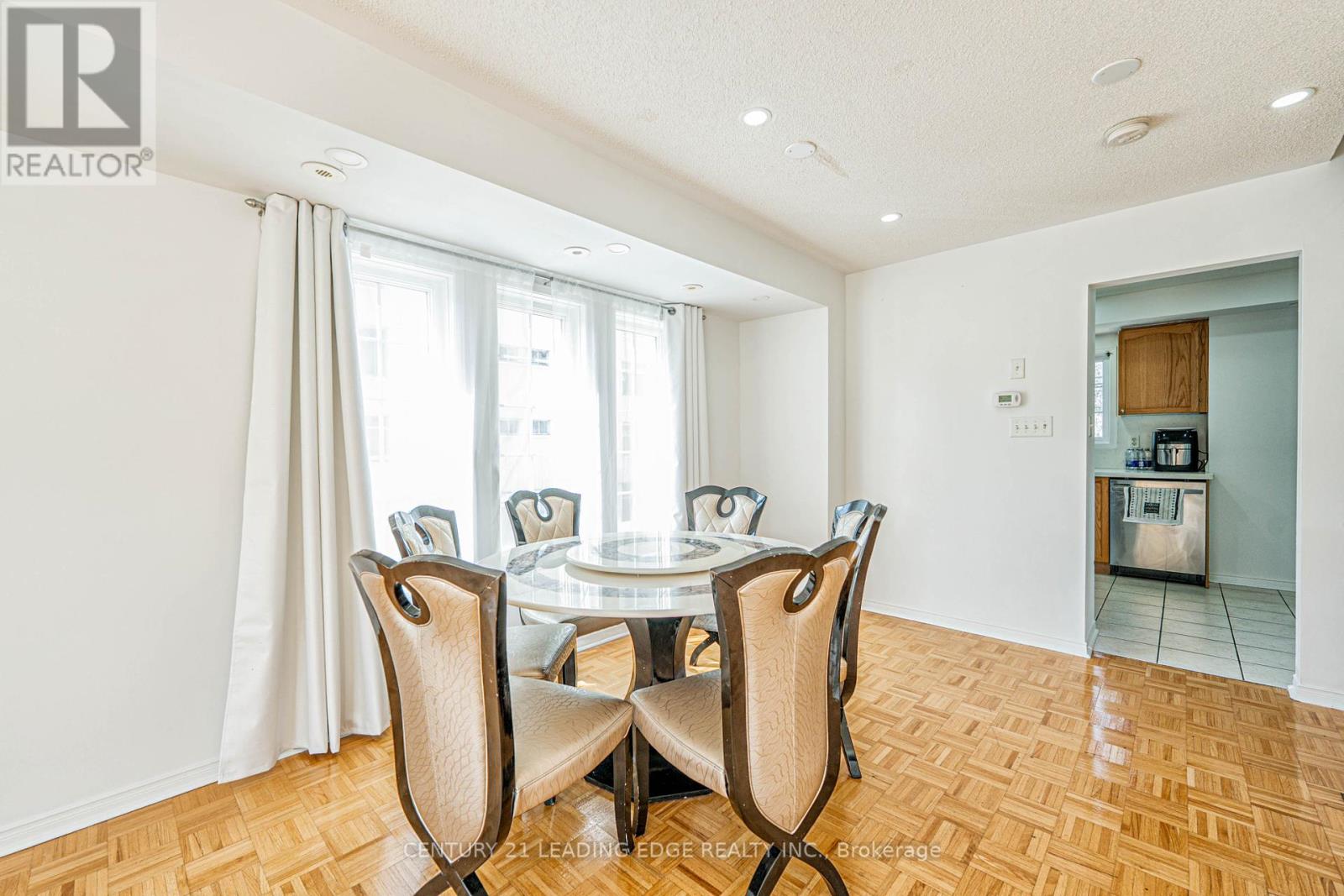 75 Elphick Lane, Toronto, Ontario  M9N 4A2 - Photo 17 - W12036104
