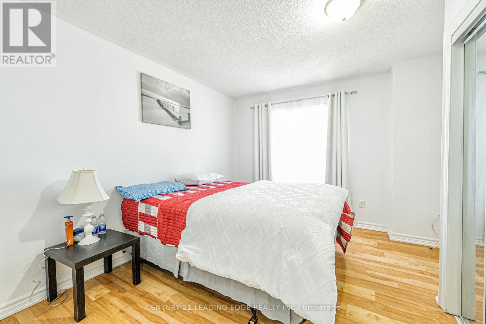 75 Elphick Lane, Toronto, Ontario  M9N 4A2 - Photo 25 - W12036104