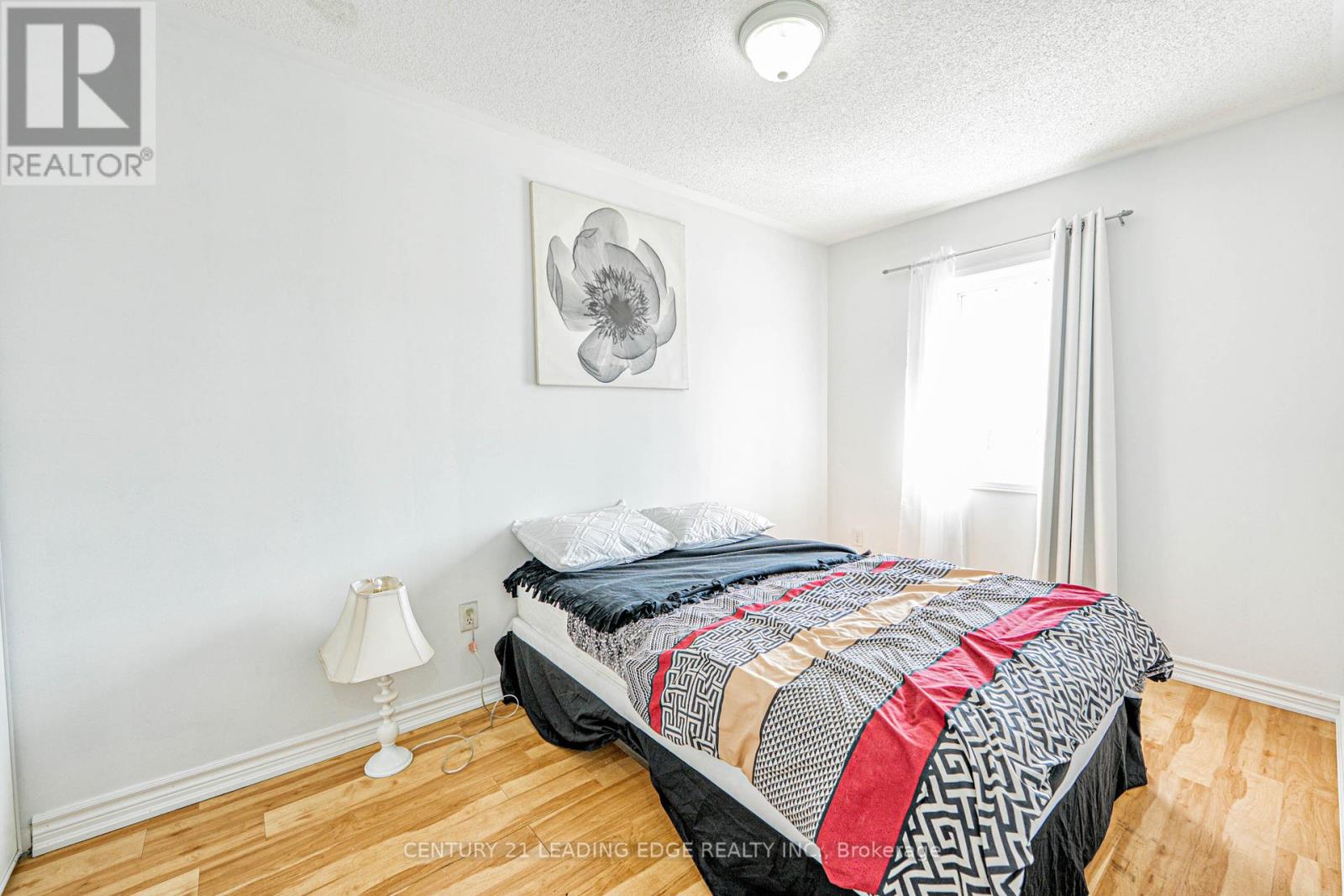75 Elphick Lane, Toronto, Ontario  M9N 4A2 - Photo 30 - W12036104
