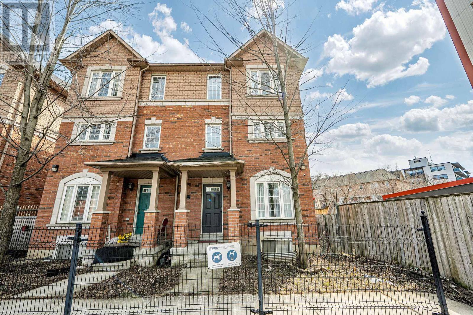 75 Elphick Lane, Toronto, Ontario  M9N 4A2 - Photo 37 - W12036104