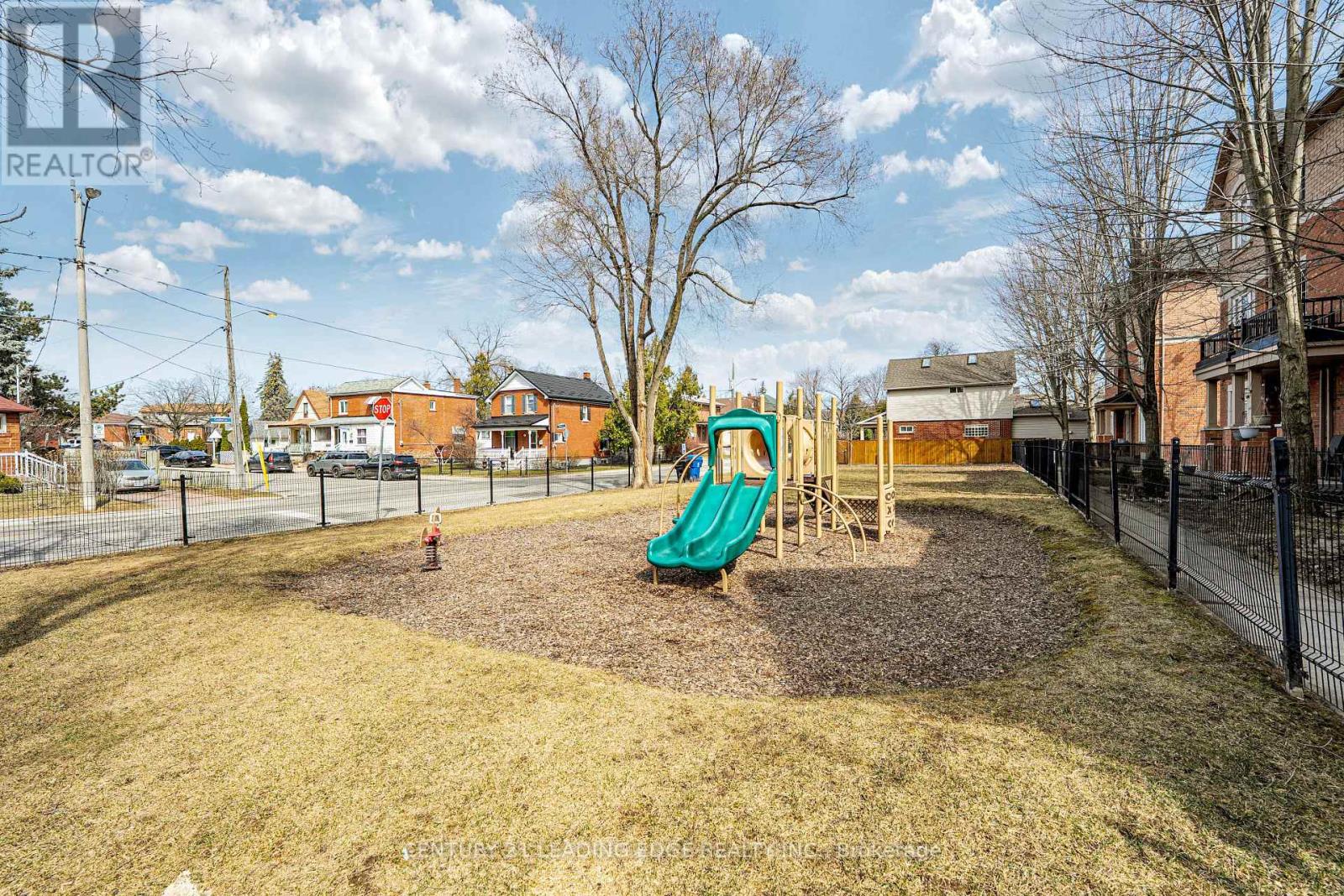 75 Elphick Lane, Toronto, Ontario  M9N 4A2 - Photo 39 - W12036104