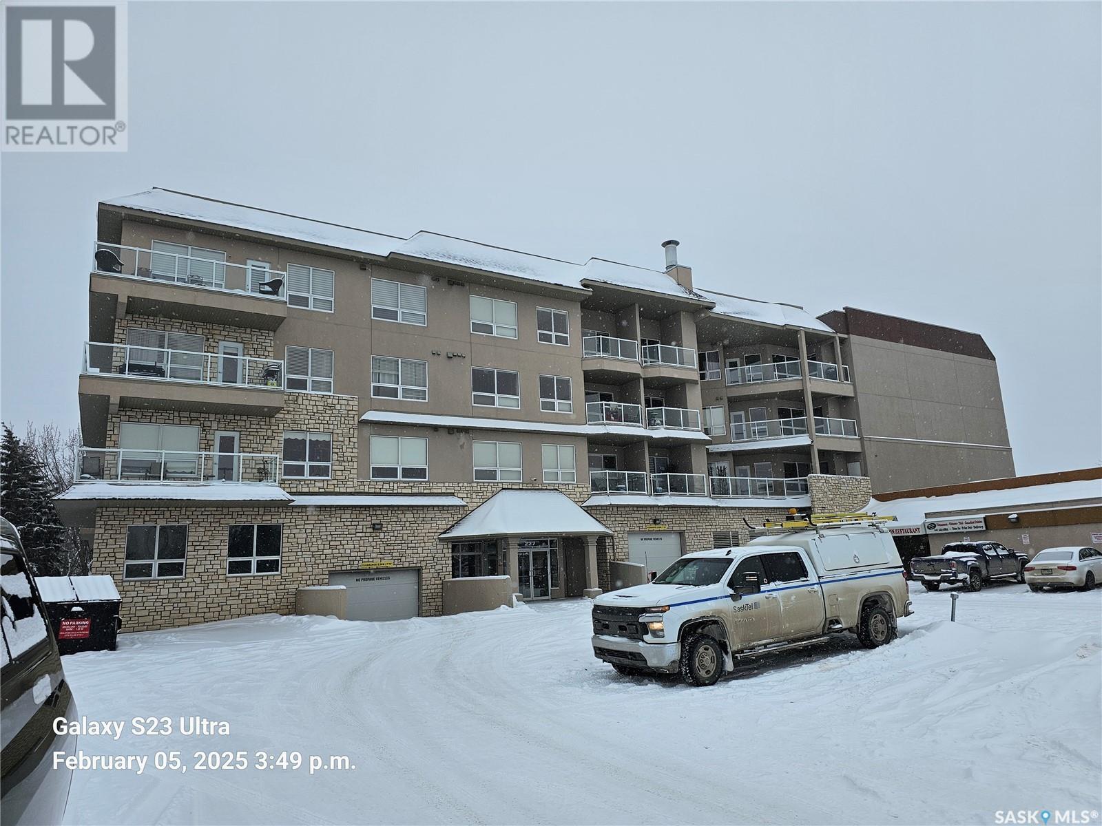 Property at 205 227 Pinehouse DRIVE image 1