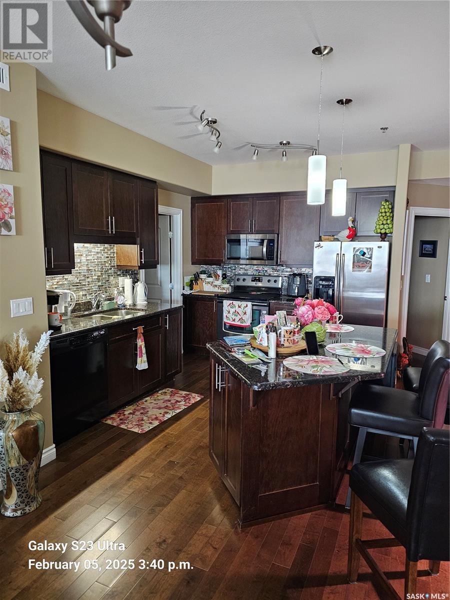 Property at 205 227 Pinehouse DRIVE image 3
