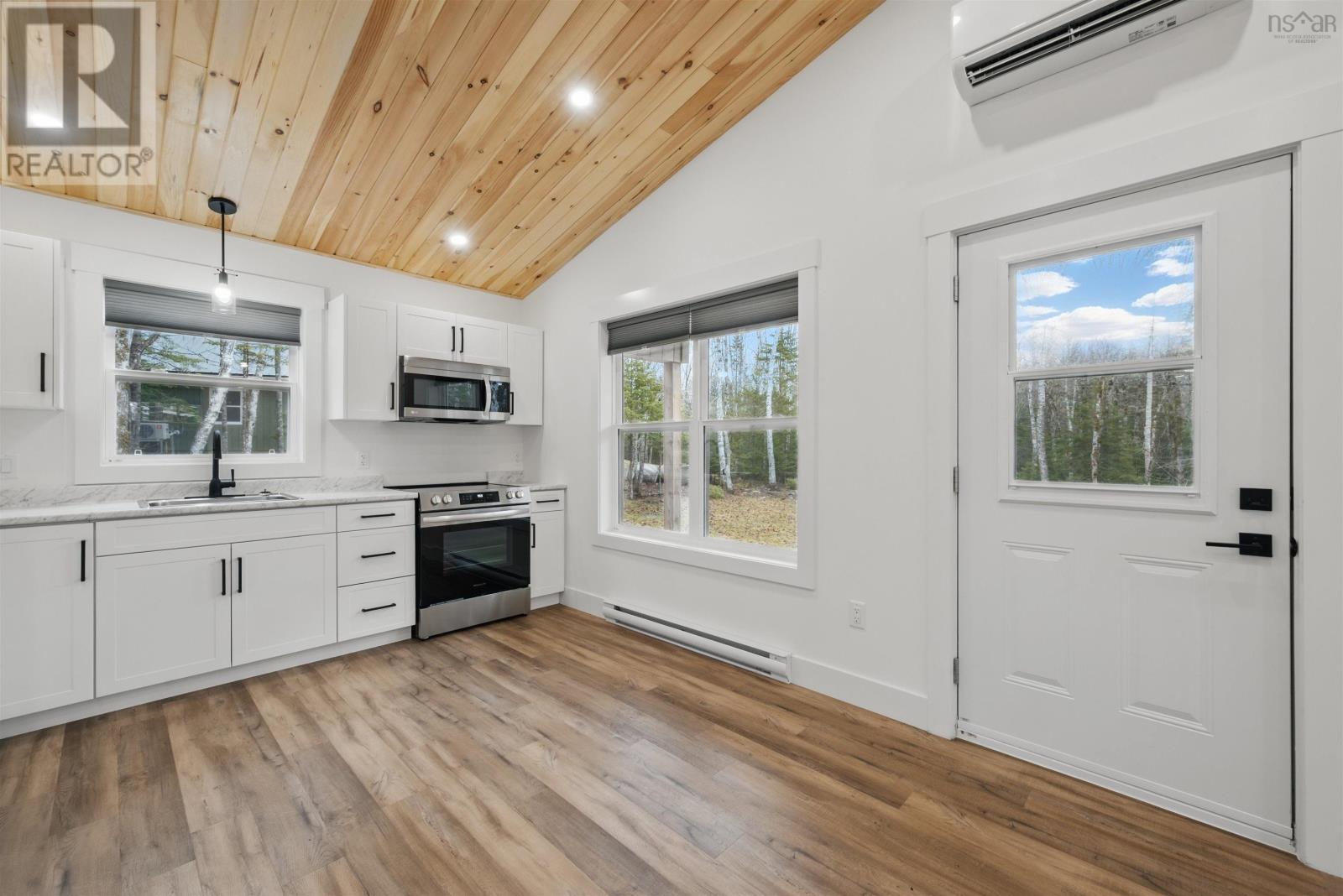 117 192 Resort Road, Vaughan, Nova Scotia  B0N 2T0 - Photo 6 - 202505570