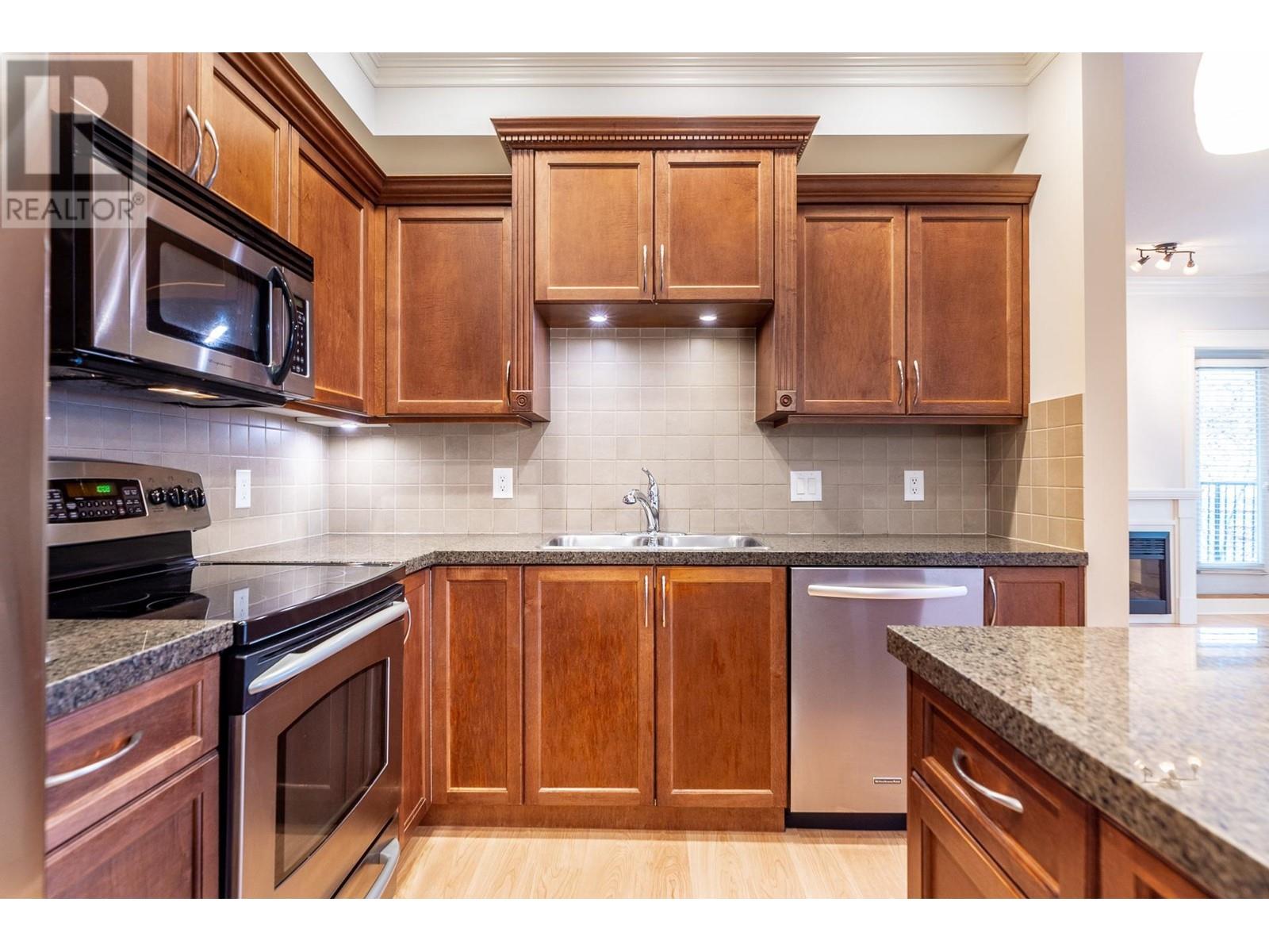 Property at 215 22150 DEWDNEY TRUNK ROAD image 3