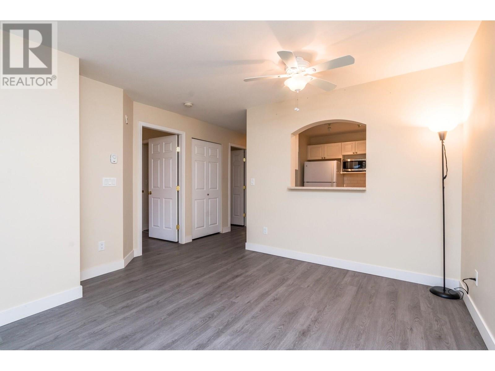 220 2980 Princess Crescent, Coquitlam, British Columbia  V3B 7R4 - Photo 6 - R2972154