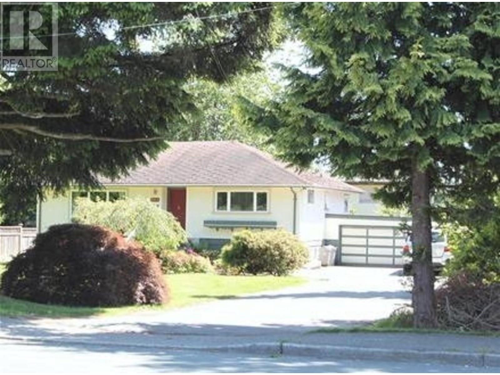 Property at 5214 12 AVENUE image 2