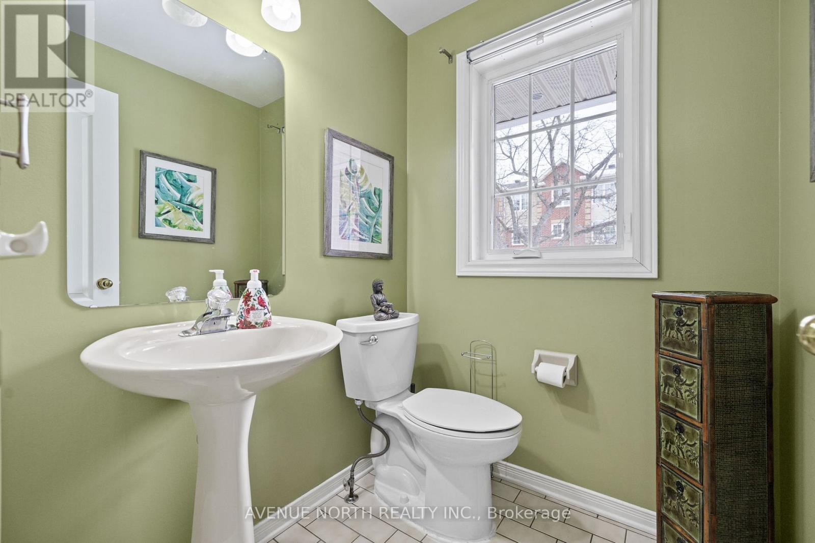 Property at 45 WRENWOOD CRESCENT image 4