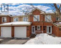 45 WRENWOOD CRESCENT, Ottawa, Ontario