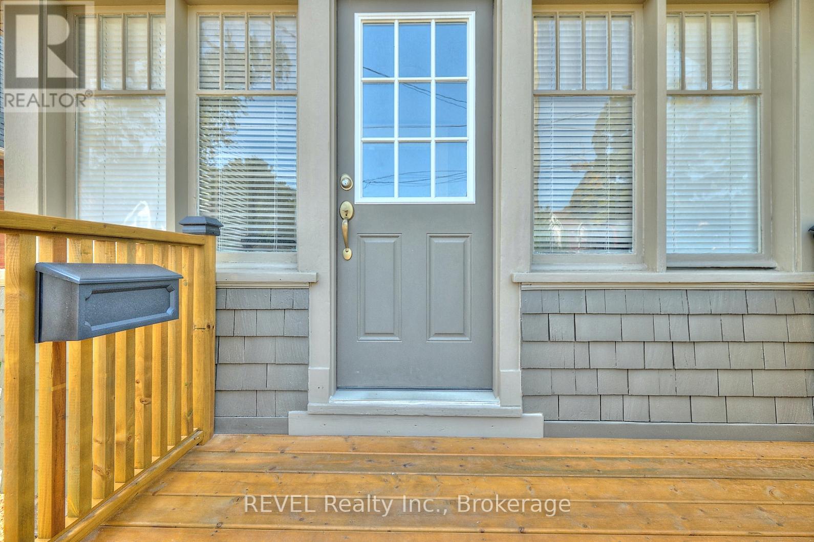 Property at 5791 DORCHESTER ROAD image 4