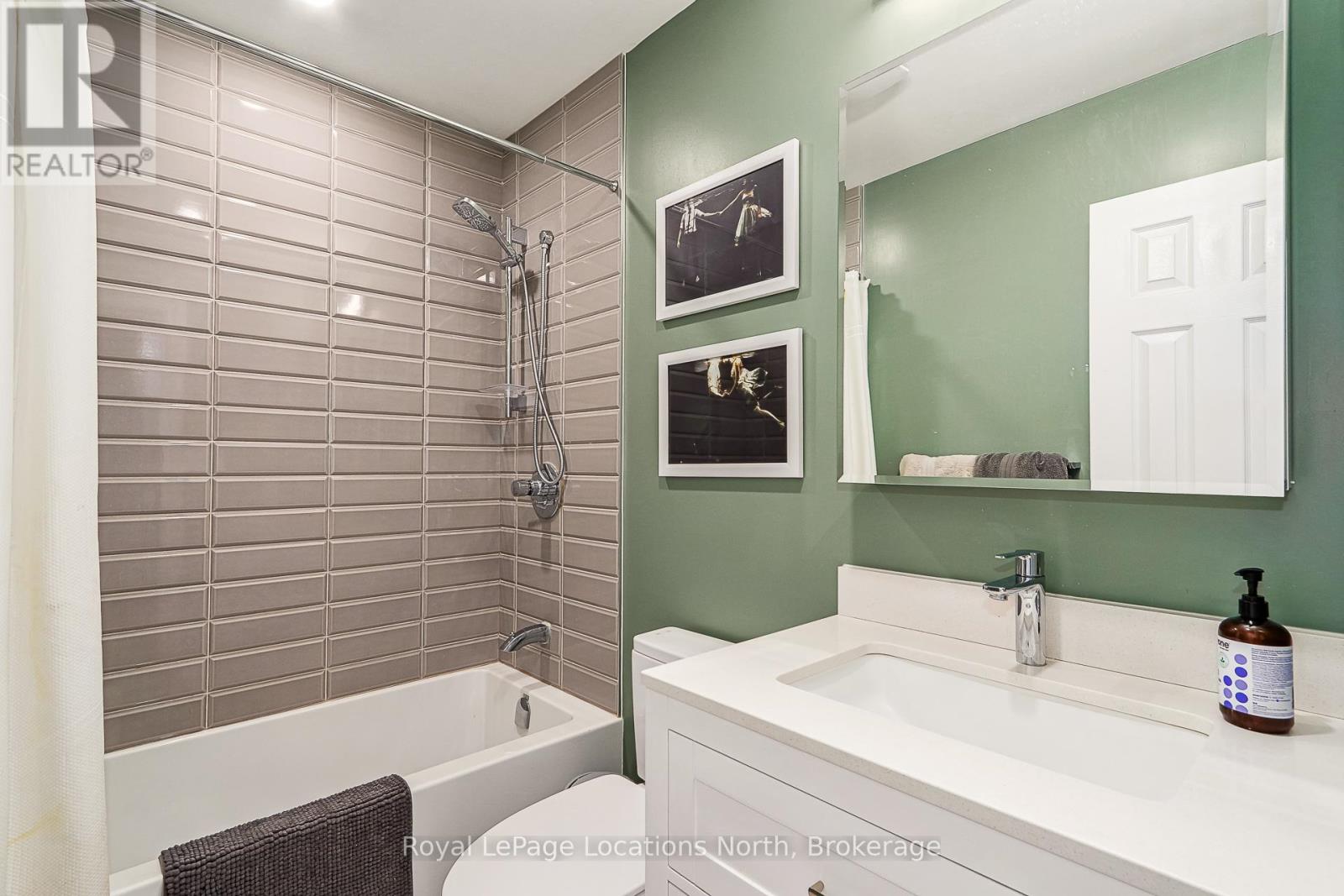 658 Johnston Park Avenue, Collingwood, Ontario  L9Y 5C7 - Photo 19 - S12036242