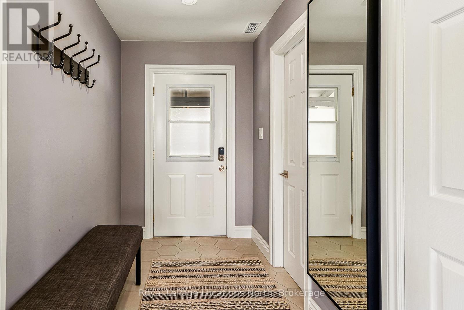 658 Johnston Park Avenue, Collingwood, Ontario  L9Y 5C7 - Photo 6 - S12036242