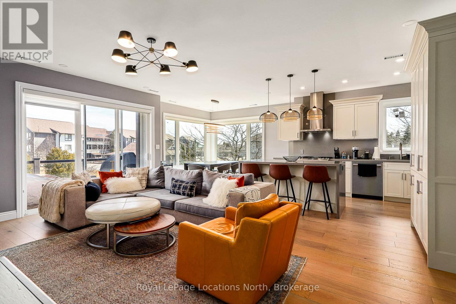 658 Johnston Park Avenue, Collingwood, Ontario  L9Y 5C7 - Photo 9 - S12036242