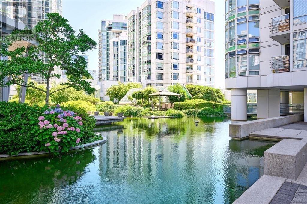 Th E 1199 Marinaside Crescent, Vancouver, British Columbia  V6Z 2Y2 - Photo 17 - R2961054