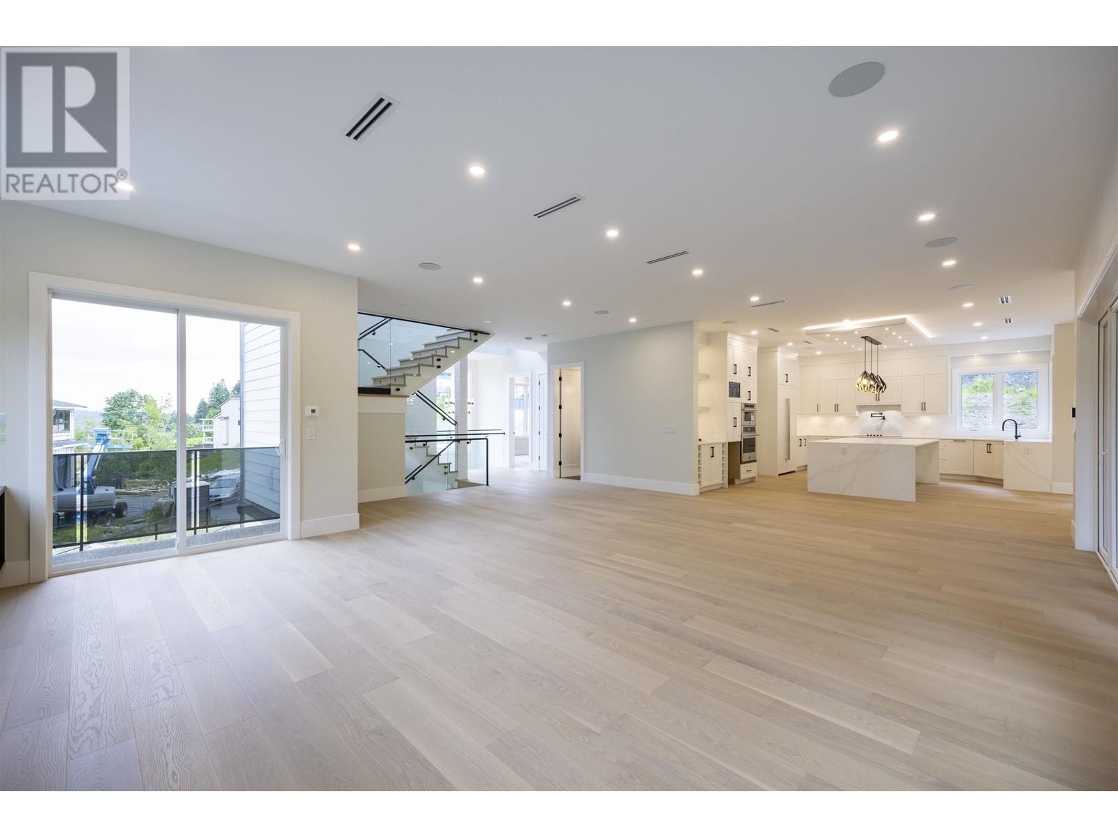 2271 Monashee Court, Coquitlam, British Columbia  V3K 6P7 - Photo 8 - R2965047