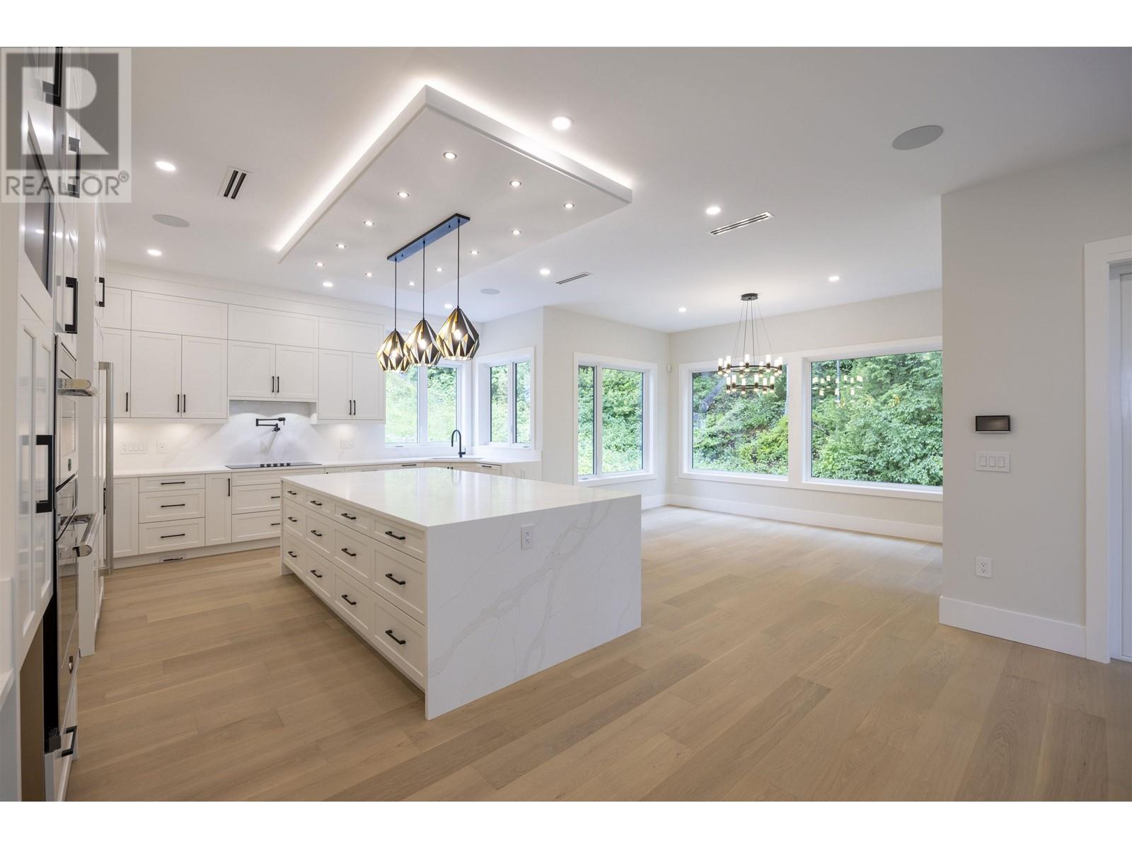 2271 Monashee Court, Coquitlam, British Columbia  V3K 6P7 - Photo 9 - R2965047